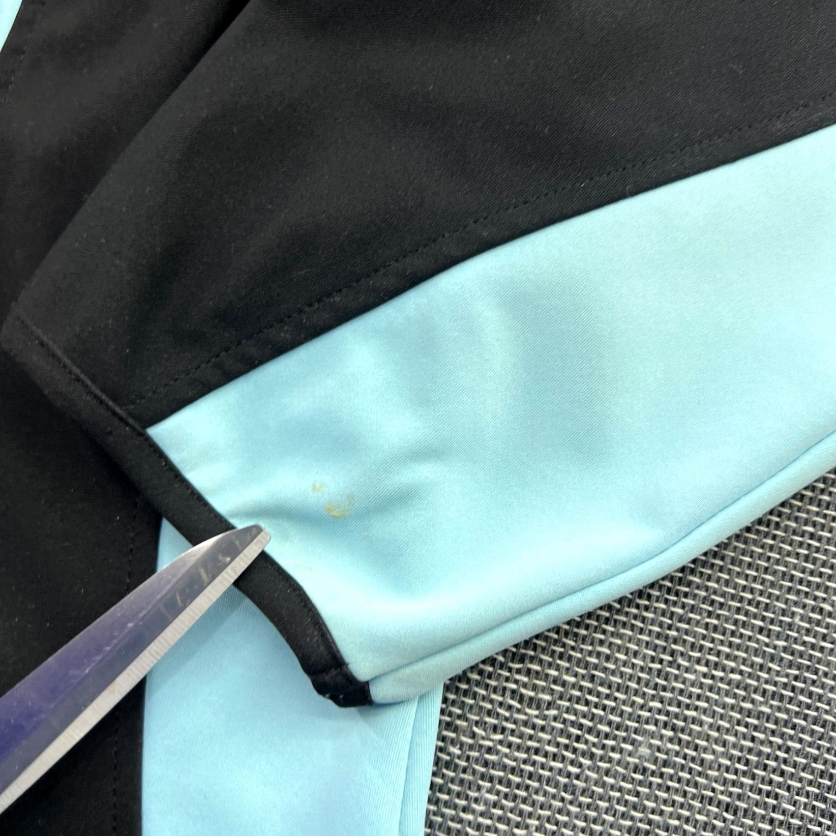 Galvin Green VINTAGE? No. Galvin Green Windstopper Jacket Womens M Softshell Black Blue Outdoor Size M / US 6-8 / IT 42-44 - 3 Thumbnail