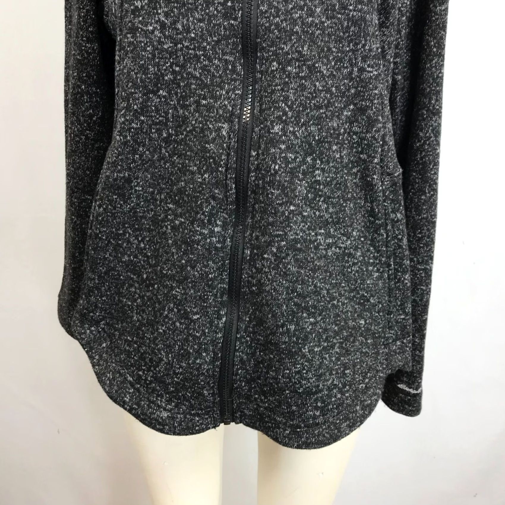 Eddie Bauer EDDIE BAUER - WOMEN'S XL BLACK FULL ZIP POLYESTER HOODED SWEATSHIRT JACKET Size XL / US 12-14 / IT 48-50 - 3 Thumbnail