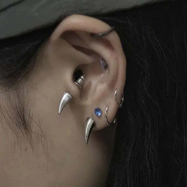 Jewelry Vampire Fangs Earrings – Dark Punk Mini Studs Size ONE SIZE - 4 Thumbnail