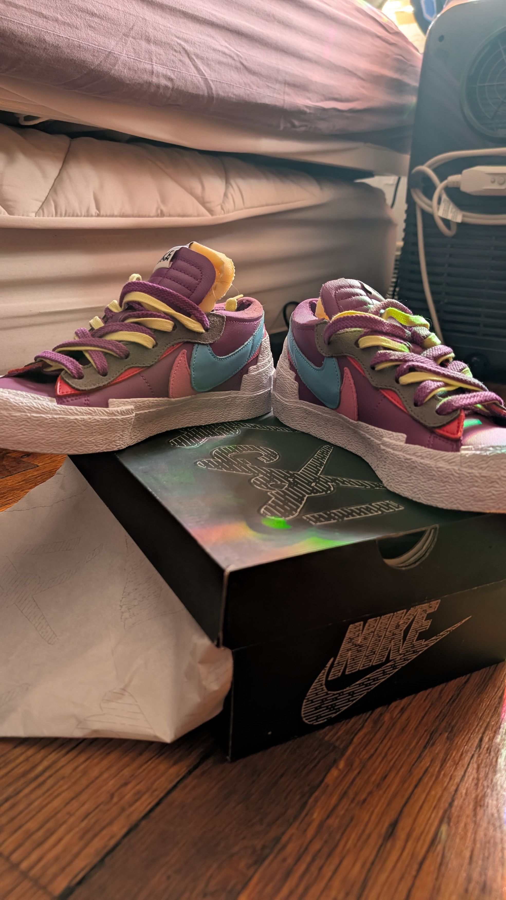 Nike × Sacai Nike Blazer low sacai x KAWS Size US 7.5 / EU 40-41 - 1 Thumbnail