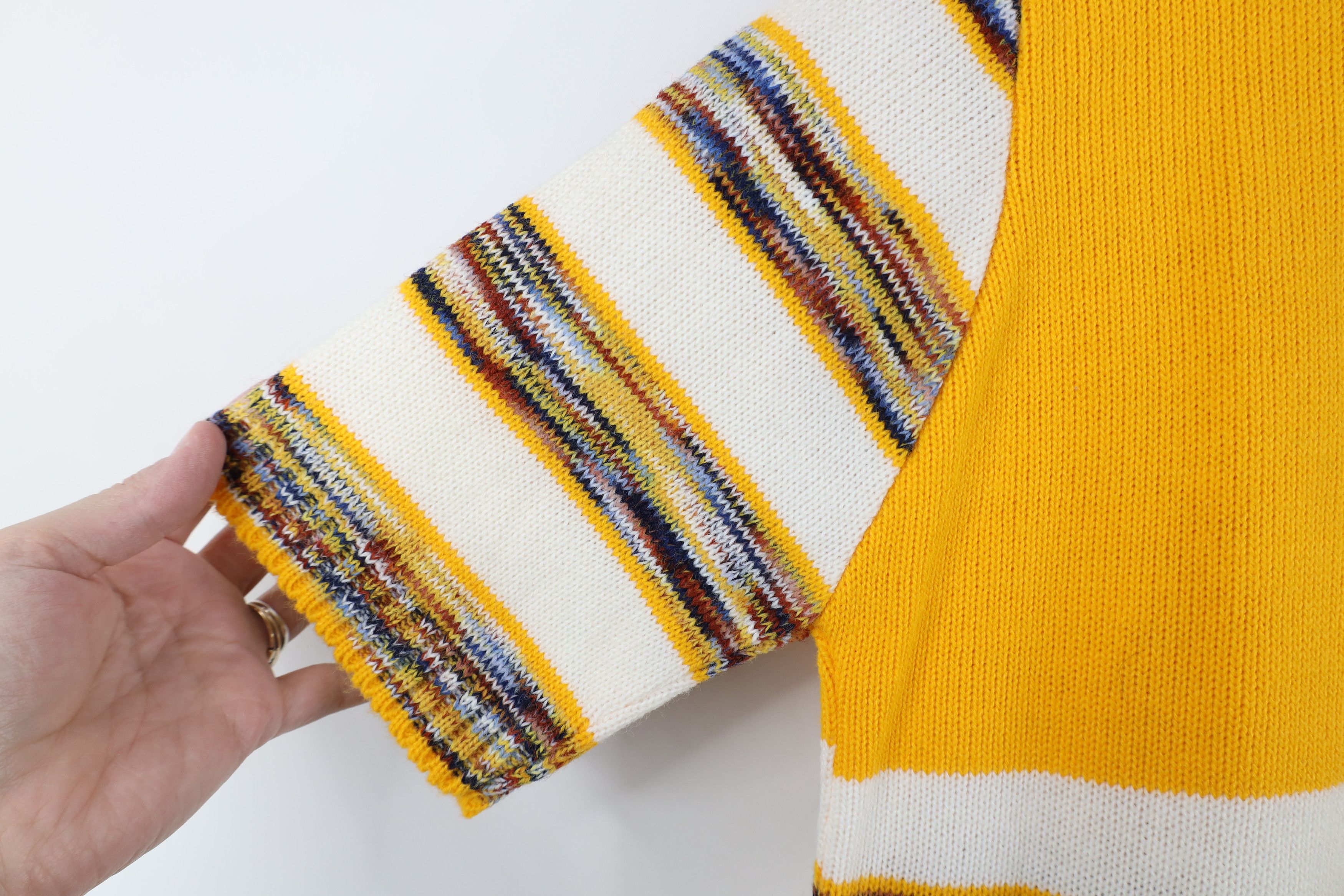 Vintage Vintage 50s 60s Rainbow Striped Short Sleeve Sweater USA Size S / US 4 / IT 40 - 6 Thumbnail