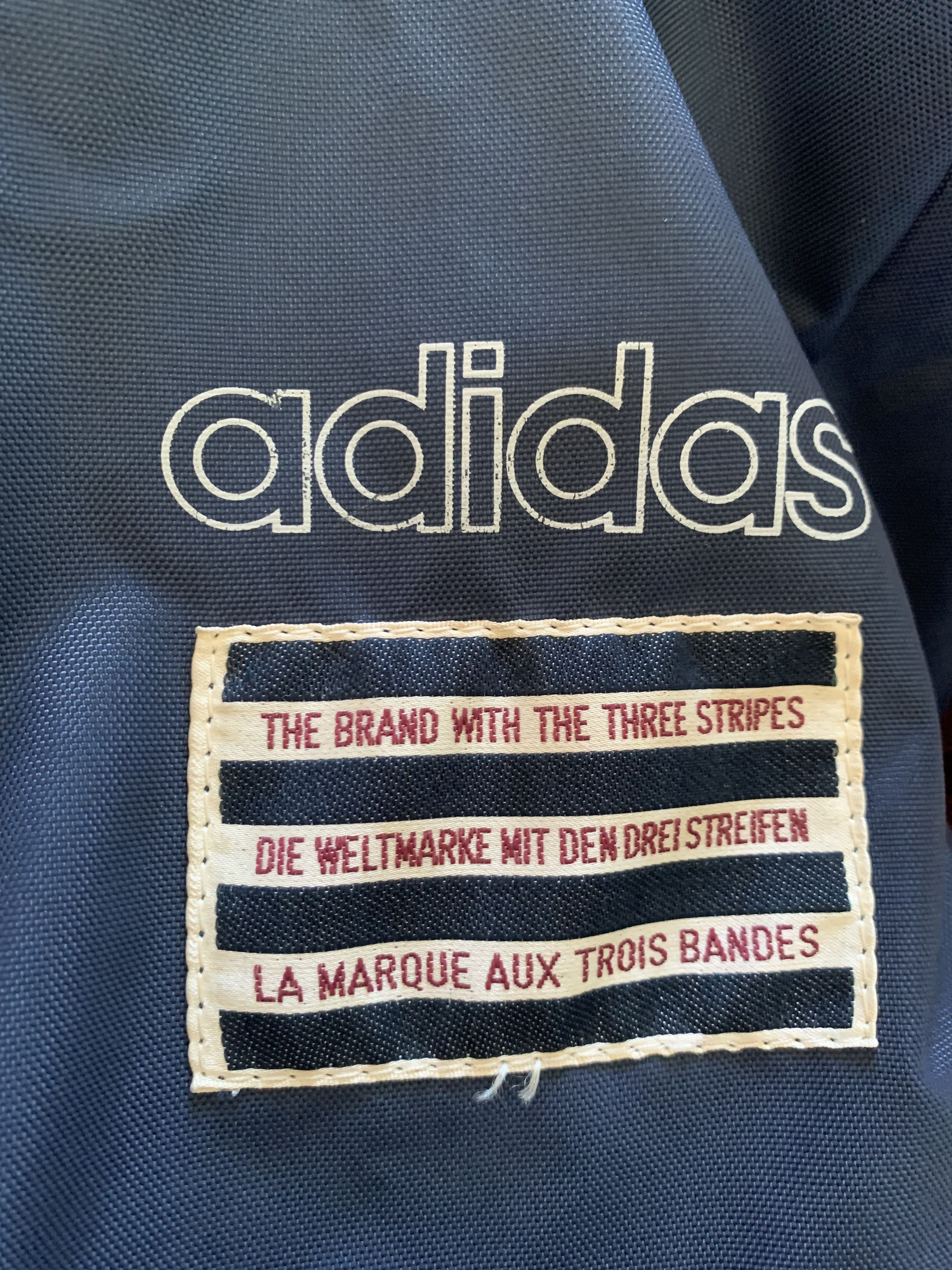 Adidas Rare Adidas New York Training Retro Backpack Size ONE SIZE - 8 Thumbnail