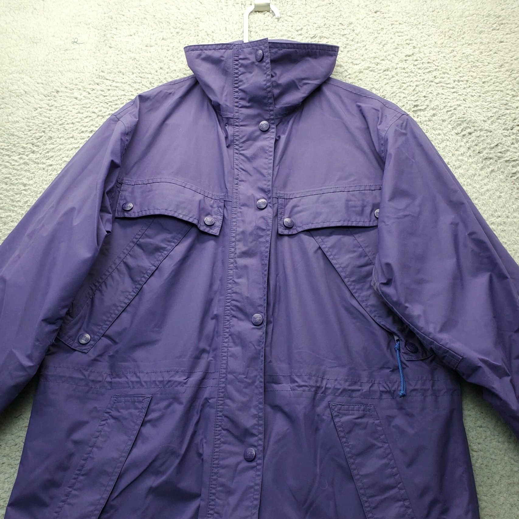 Vintage REI Rain Jacket Women Size 8 Purple Lined Adjustable Waist Front Zip Inside Zip Windbreaker Casual Outdoor Mens Womens Size M / US 6-8 / IT 42-44 - 3 Thumbnail