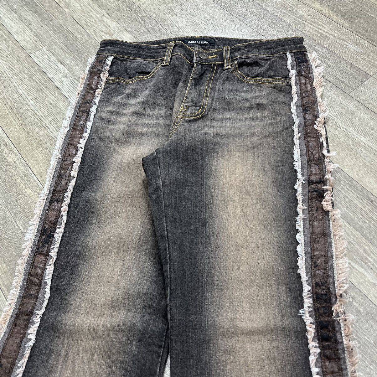 If Six Was Nine × Japanese Brand × Le Grande Bleu (L.G.B.) Y2K Avant Le Temps Waxed Leather Faded Flare Jeans Bootcut Size 27" / US 4 / IT 40 - 4 Thumbnail