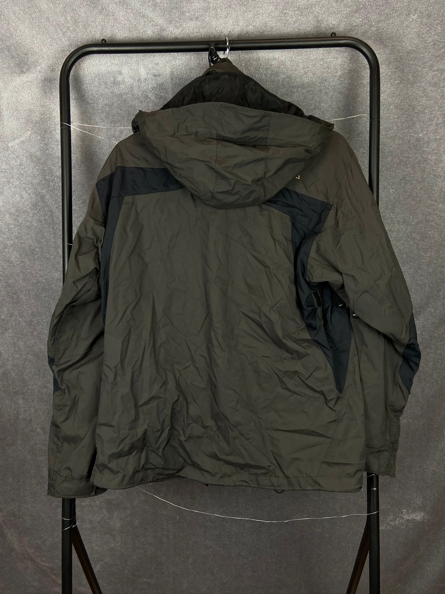 Jack Wolfskin Jack Wolfskin Windbreaker Grey Outdoor Hiking Shell Jacket Size US S / EU 44-46 / 1 - 5 Thumbnail