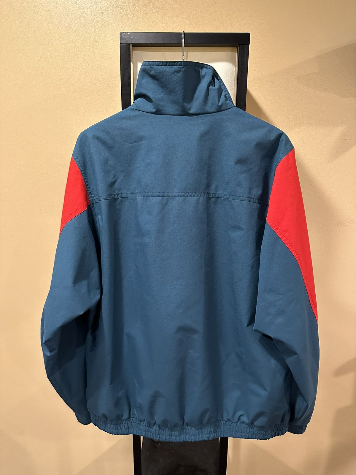 Eddie Bauer × Vintage Vintage Eddie Bauer 90s Windbreaker Anorak Raincoat Jacket Size US L / EU 52-54 / 3 - 3 Thumbnail
