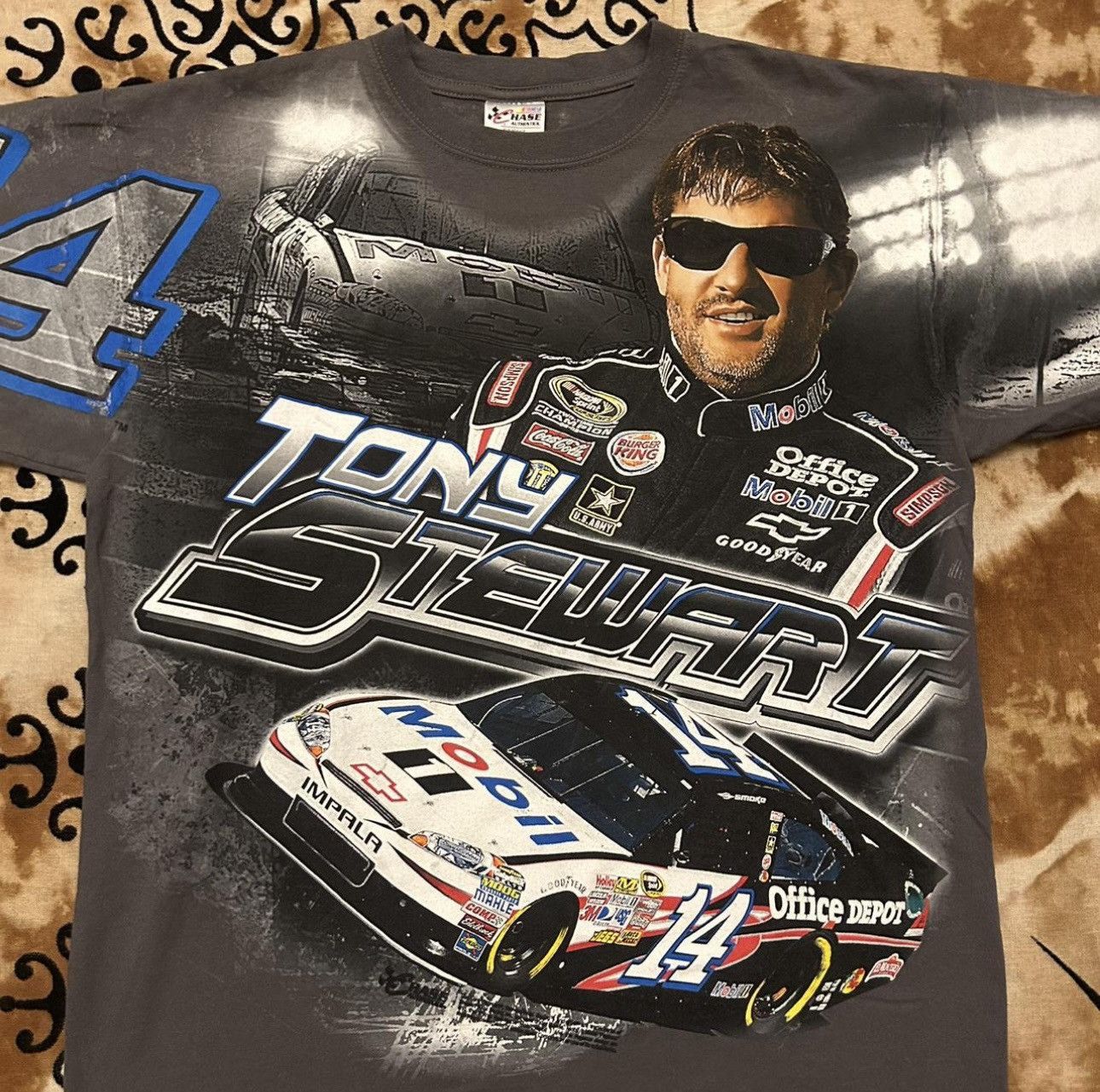 Chase Authentics × NASCAR NASCAR Tony Stewart graphic shirt Size US L / EU 52-54 / 3 - 1 Thumbnail