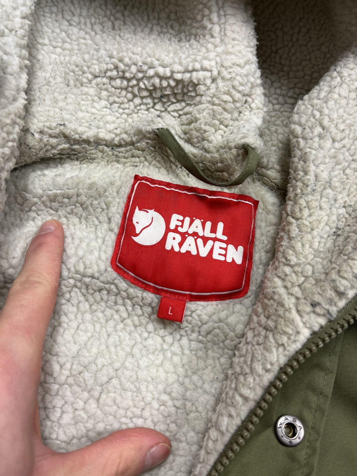 Fjallraven Fjallraven G-1000 Greenland Winter Wax Jacket Sherpa Size US M / EU 48-50 / 2 - 23 Thumbnail