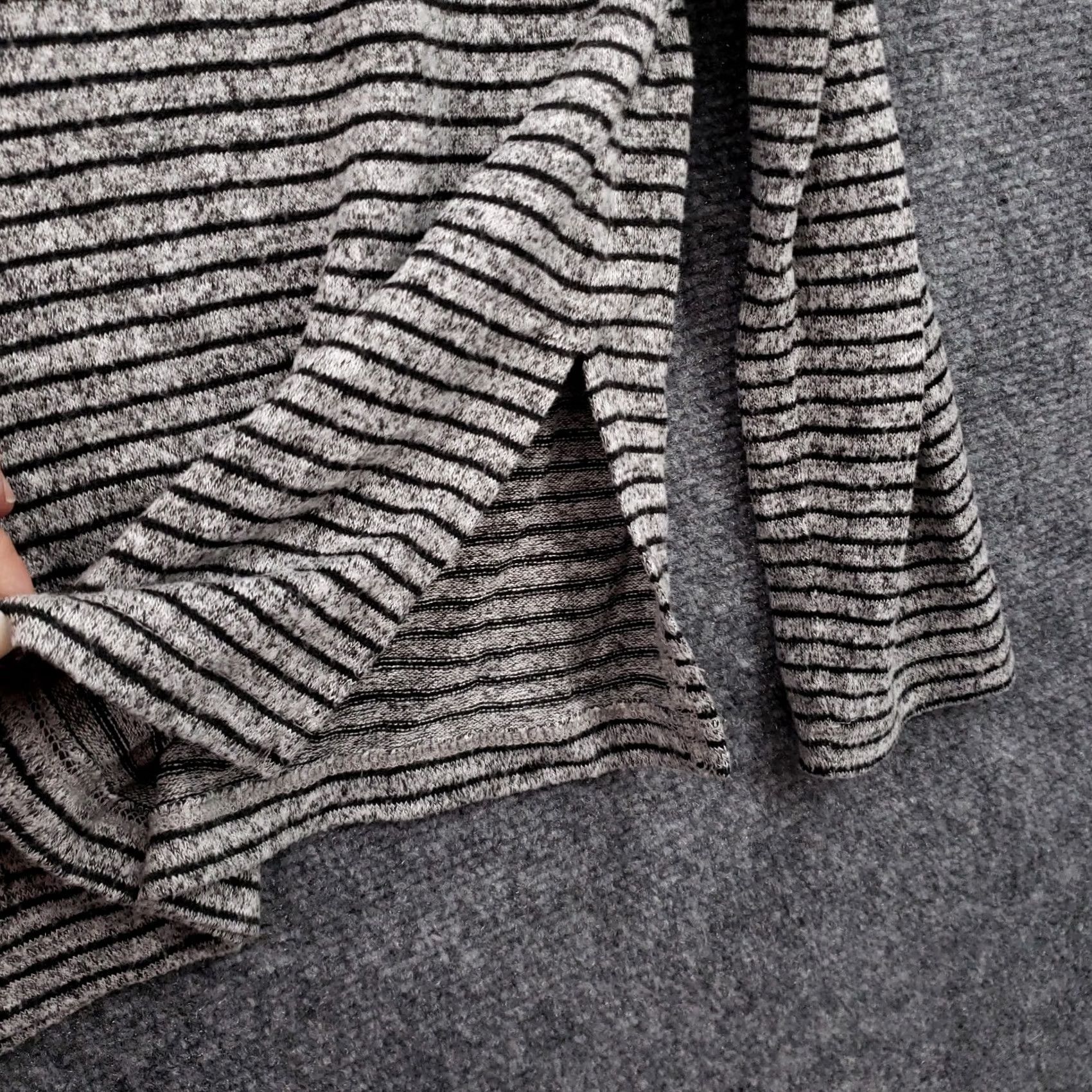 Lucky Brand Lucky Brand Hoodie S Small Gray Black Striped Pullover Oversized Womens Size S / US 4 / IT 40 - 7 Thumbnail