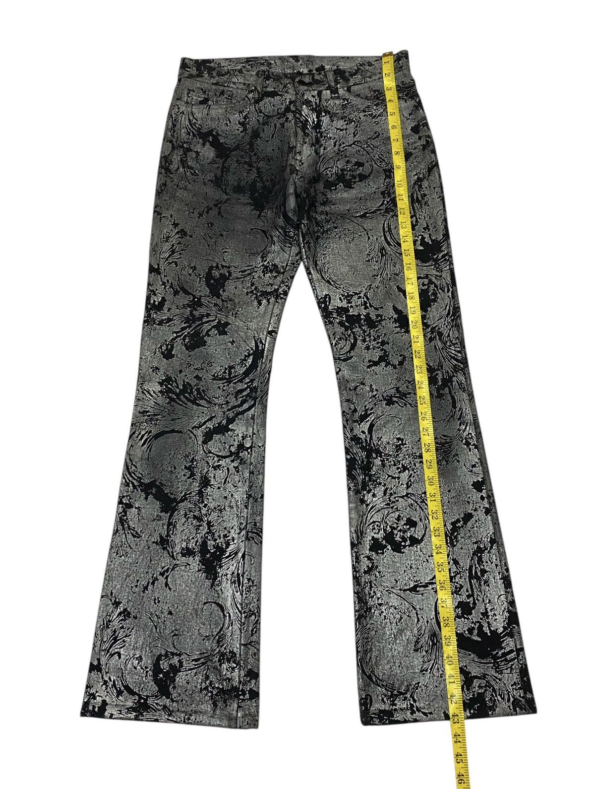Yoshiyuki Konishi 💃Yoshiyuki Konishi Wax Floral Pattern Flared Denim Pants Size US 30 / EU 46 - 15 Thumbnail