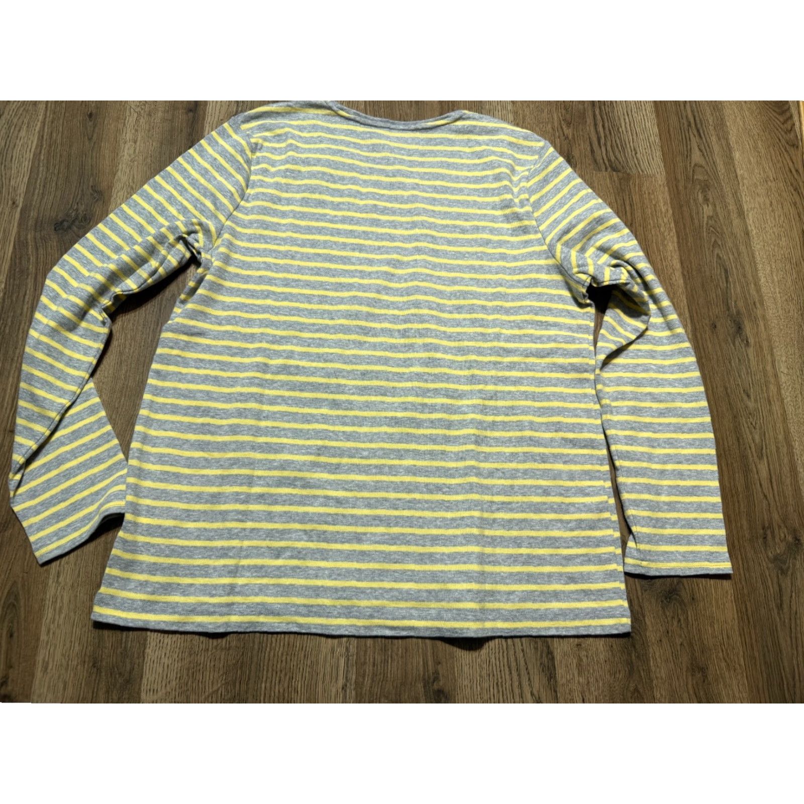 Croft & Barrow Croft & Barrow Shirt, Women's XL, Gray Yellow Striped Long Sleeve Shirt Size XL / US 12-14 / IT 48-50 - 2 Thumbnail