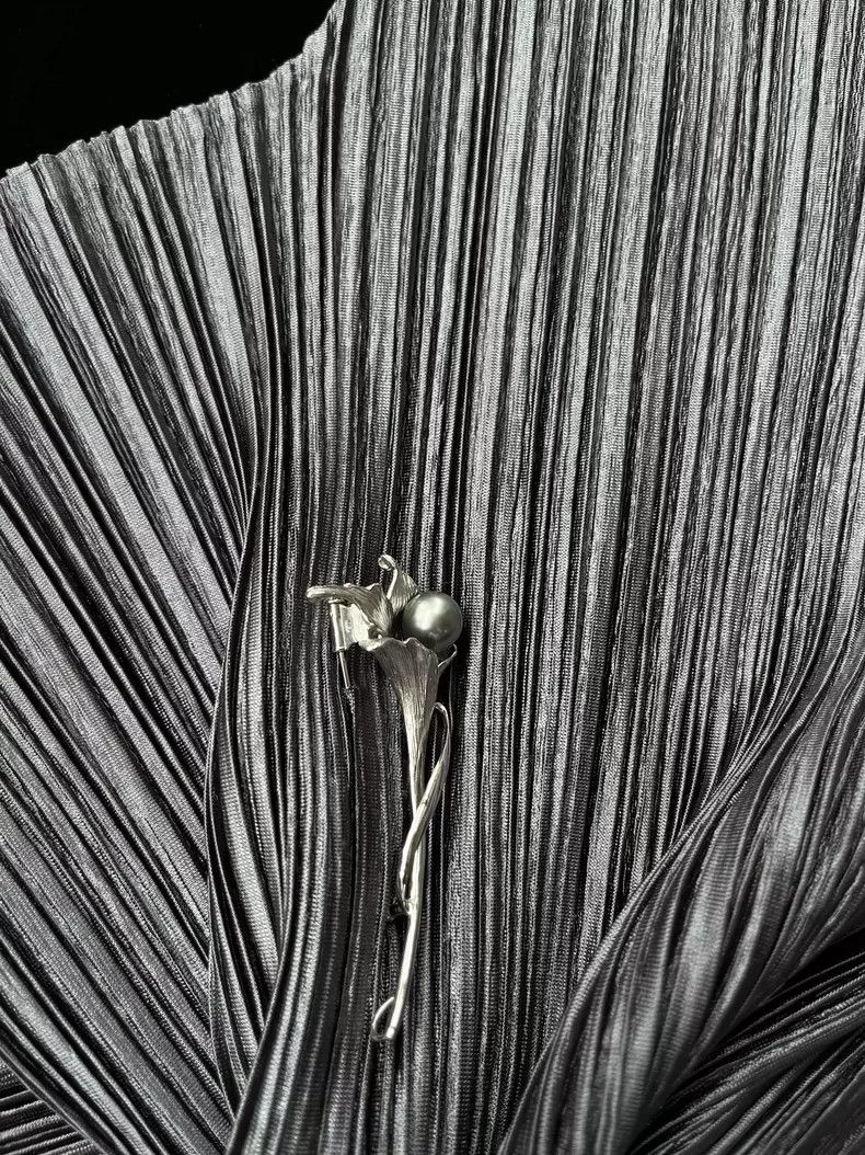 Issey Miyake Issey Miyake Silver-gray main line and long-sleeved top Size M / US 6-8 / IT 42-44 - 7 Thumbnail