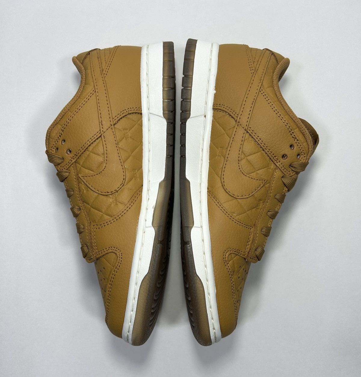 Nike Nike Dunk Low ‘Quilted Wheat’ (DX3374 700) Shoes Size: 7 W Size US 7 / IT 37 - 3 Thumbnail