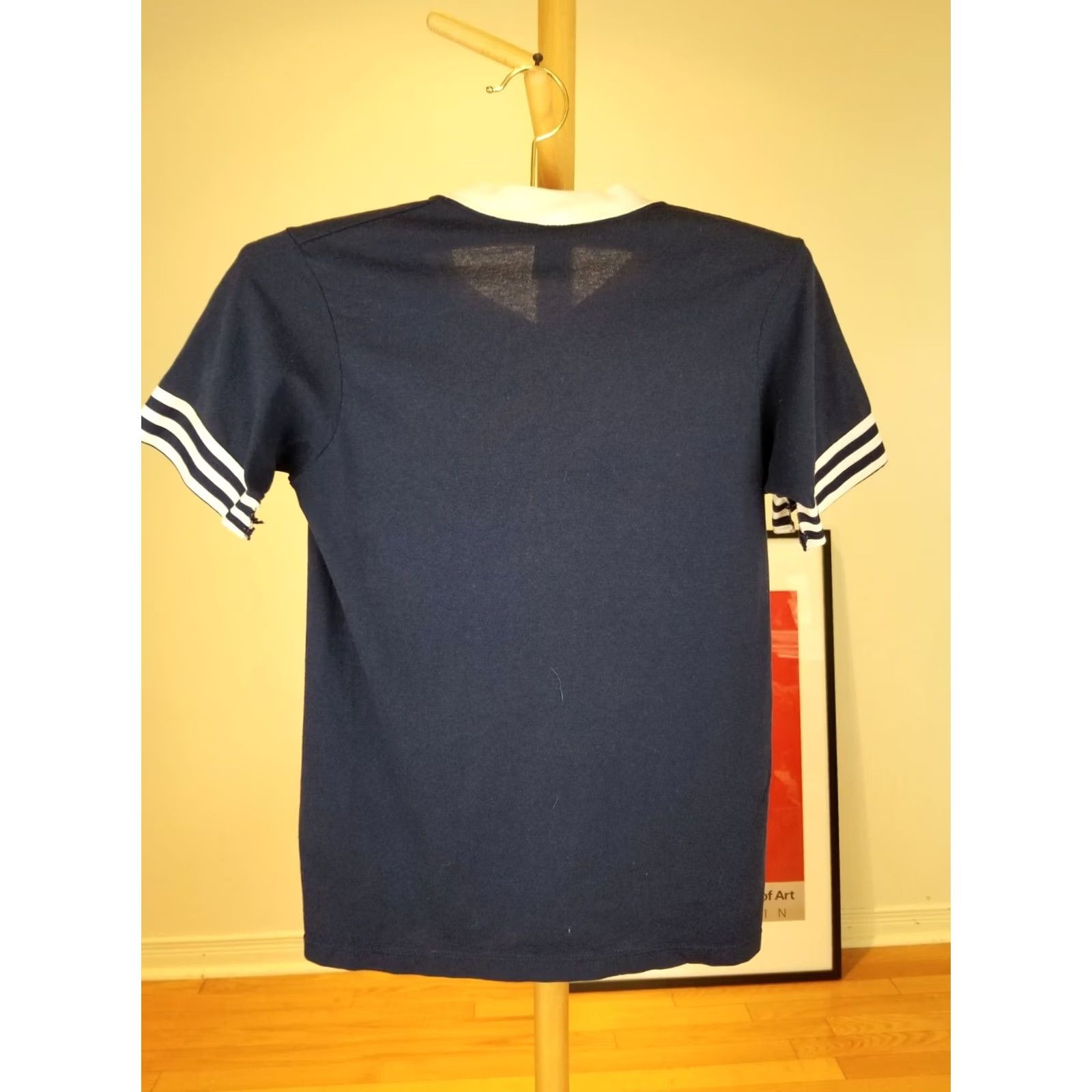 Vintage VINTAGE 80' US NAVY USN WRESTLING BLUE V NECK T-SHIRT SZ SMALL US USA MEN T-Shirt Short Sleeve Navy Blue V-Neck Size US S / EU 44-46 / 1 - 4 Thumbnail