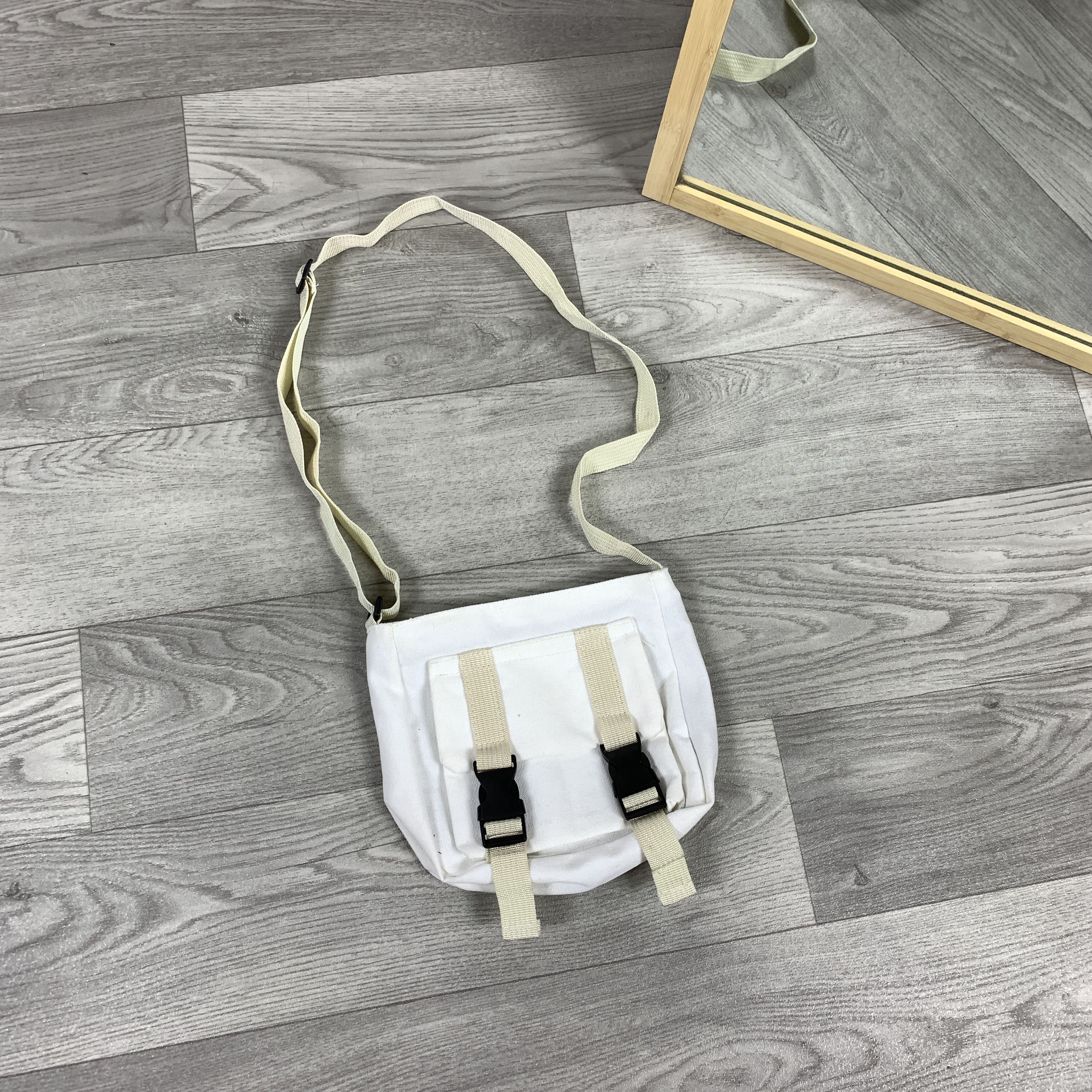 Vintage Vintage Basic White Cotton Cargo Crossbody Unisex Bag Size ONE SIZE - 1 Thumbnail