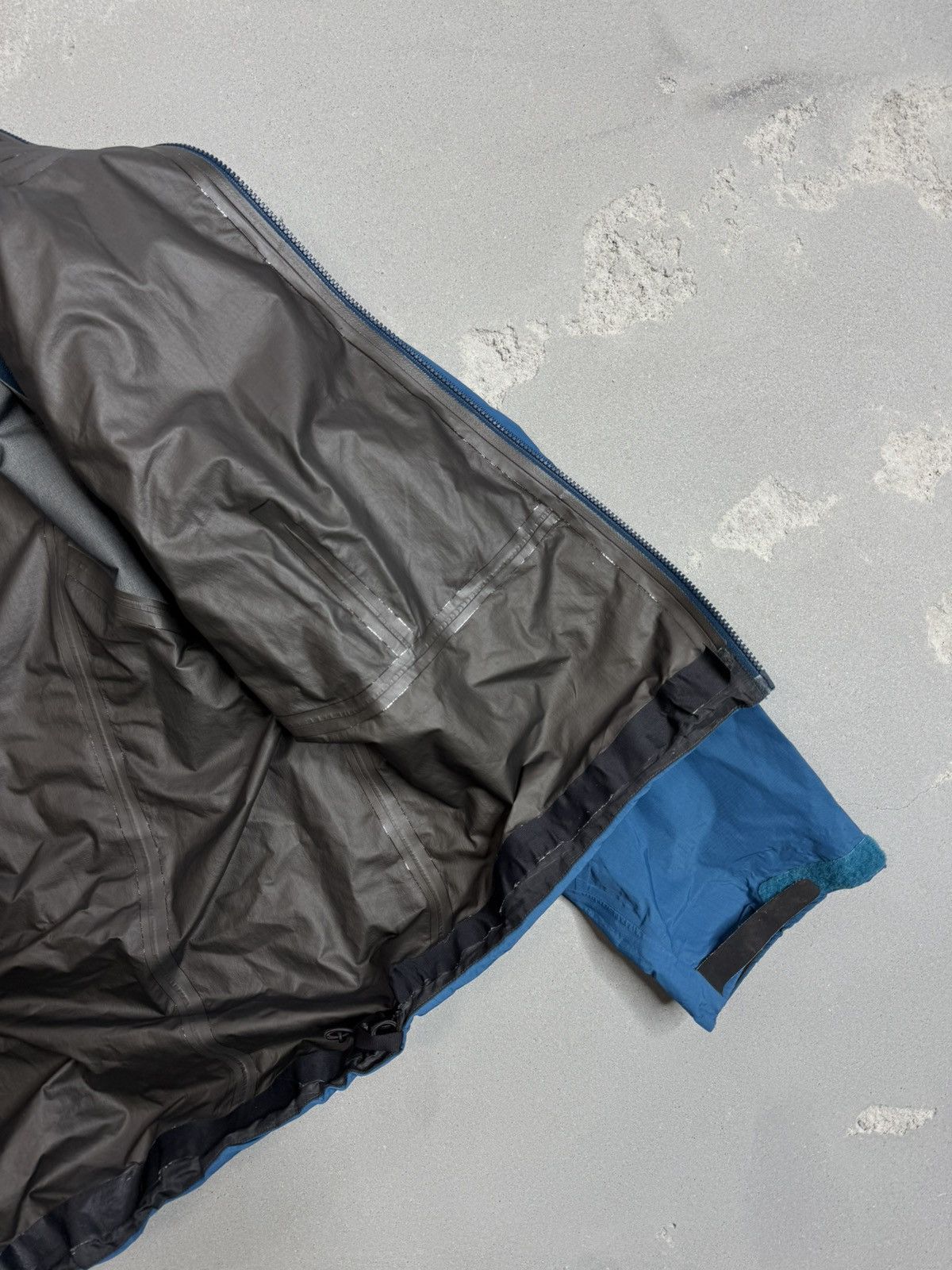 Arc'teryx × Goretex Arcteryx gore tex jacket Size US M / EU 48-50 / 2 - 12 Thumbnail