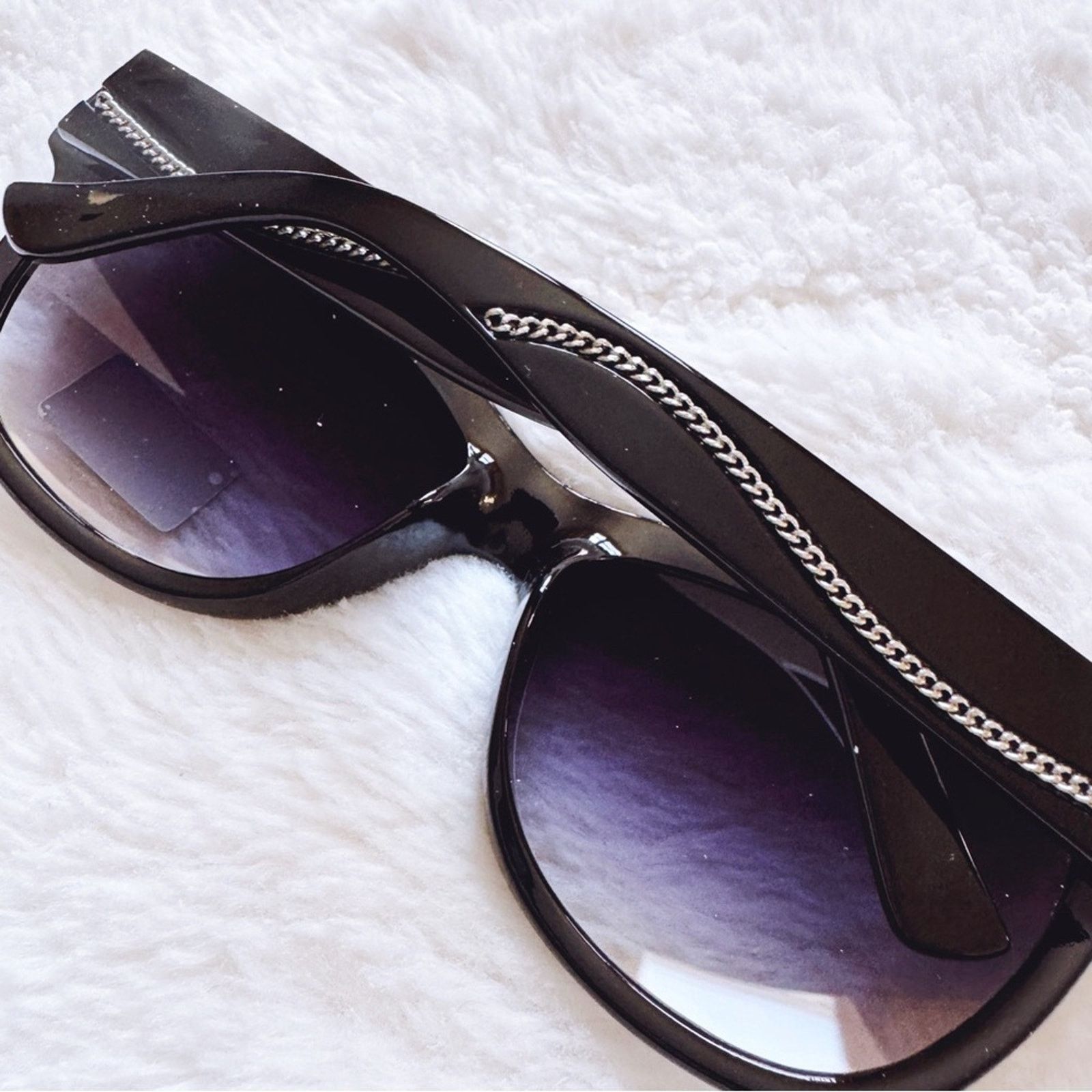 Other Rina Black w/Silver Accent Sunglasses Size ONE SIZE - 13 Thumbnail