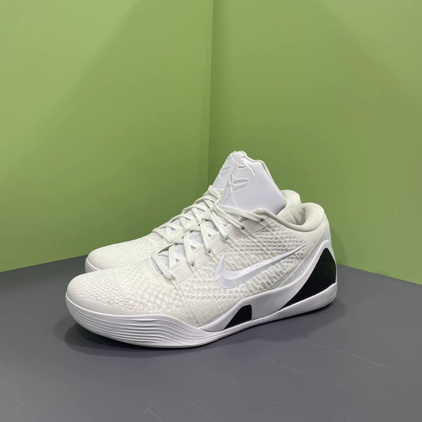 Nike Nike Kobe 9 Elite Basketball Shoes K15 Size US 11.5 / EU 44-45 - 1 Thumbnail