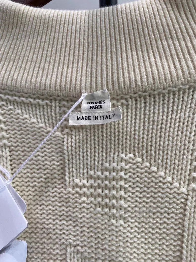 Hermes Hermes Beige Wool Cloak Sweater Size XXS / US 00 / IT 34 - 9 Thumbnail