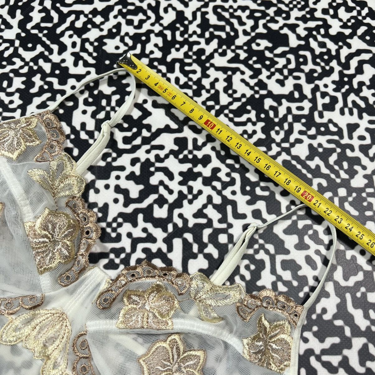 Japanese Brand Vintage Y2K Japanese Mesh Floral Sexy Retro Style Tank Top Size M / US 6-8 / IT 42-44 - 20 Thumbnail