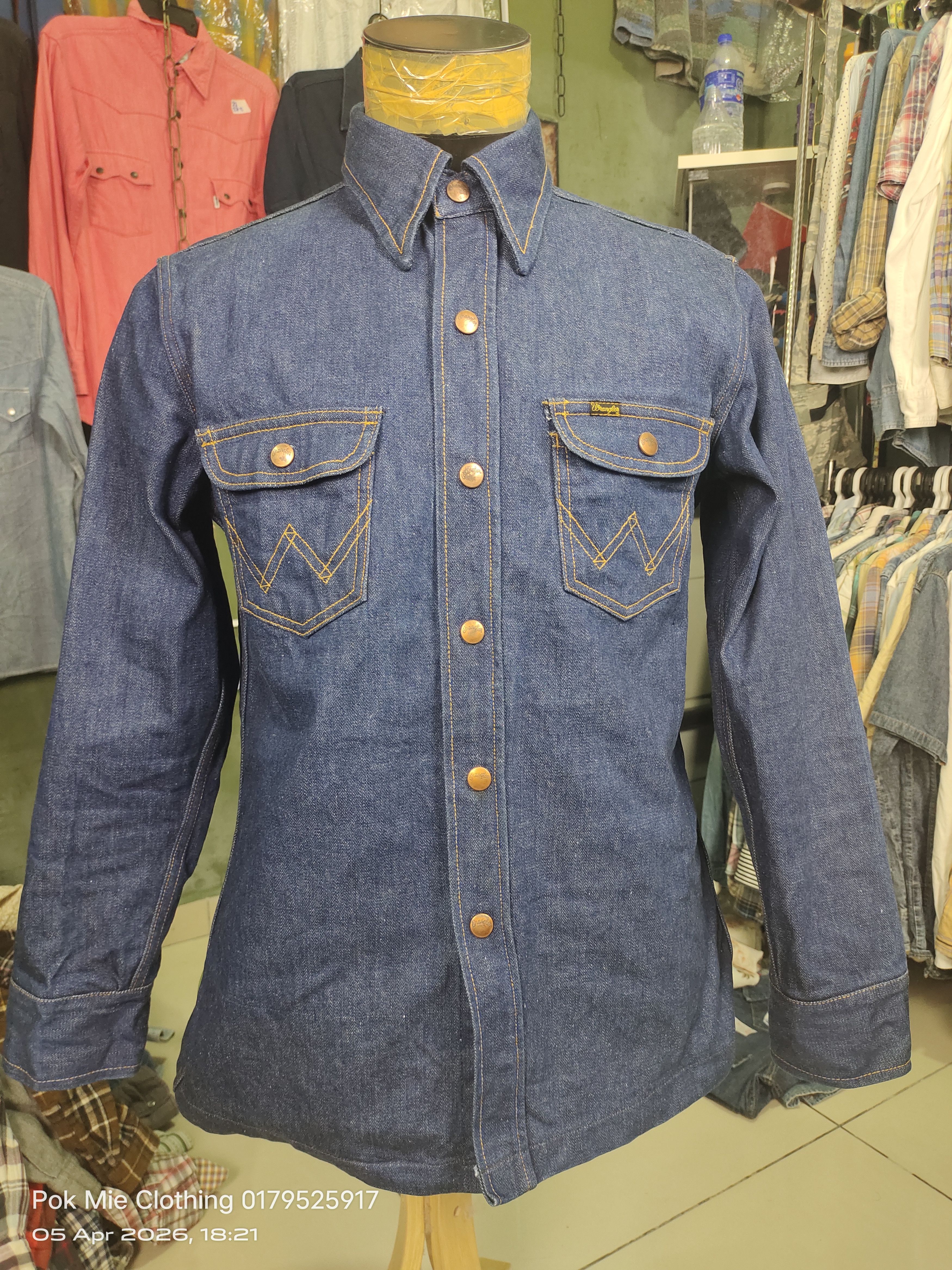 Wrangler WRANGLER DENIM JACKET Size US M / EU 48-50 / 2 - 1 Thumbnail
