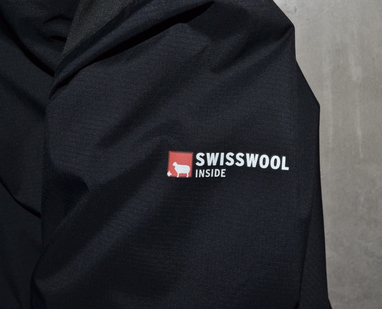 ORTOVOX Women Ortovox Swisswool Inside Jacket Outdoor Hiking Size M Size M / US 6-8 / IT 42-44 - 10 Thumbnail