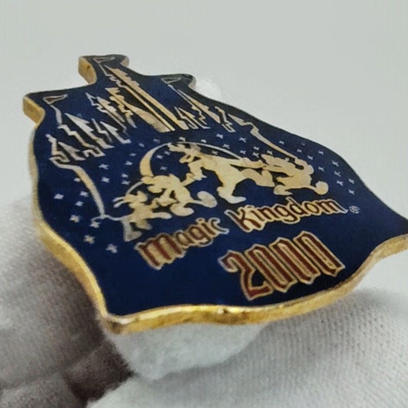 Disney WDW Magic Kingdom 2000 Silhouette Parade Enamel Pin Size ONE SIZE - 4 Thumbnail