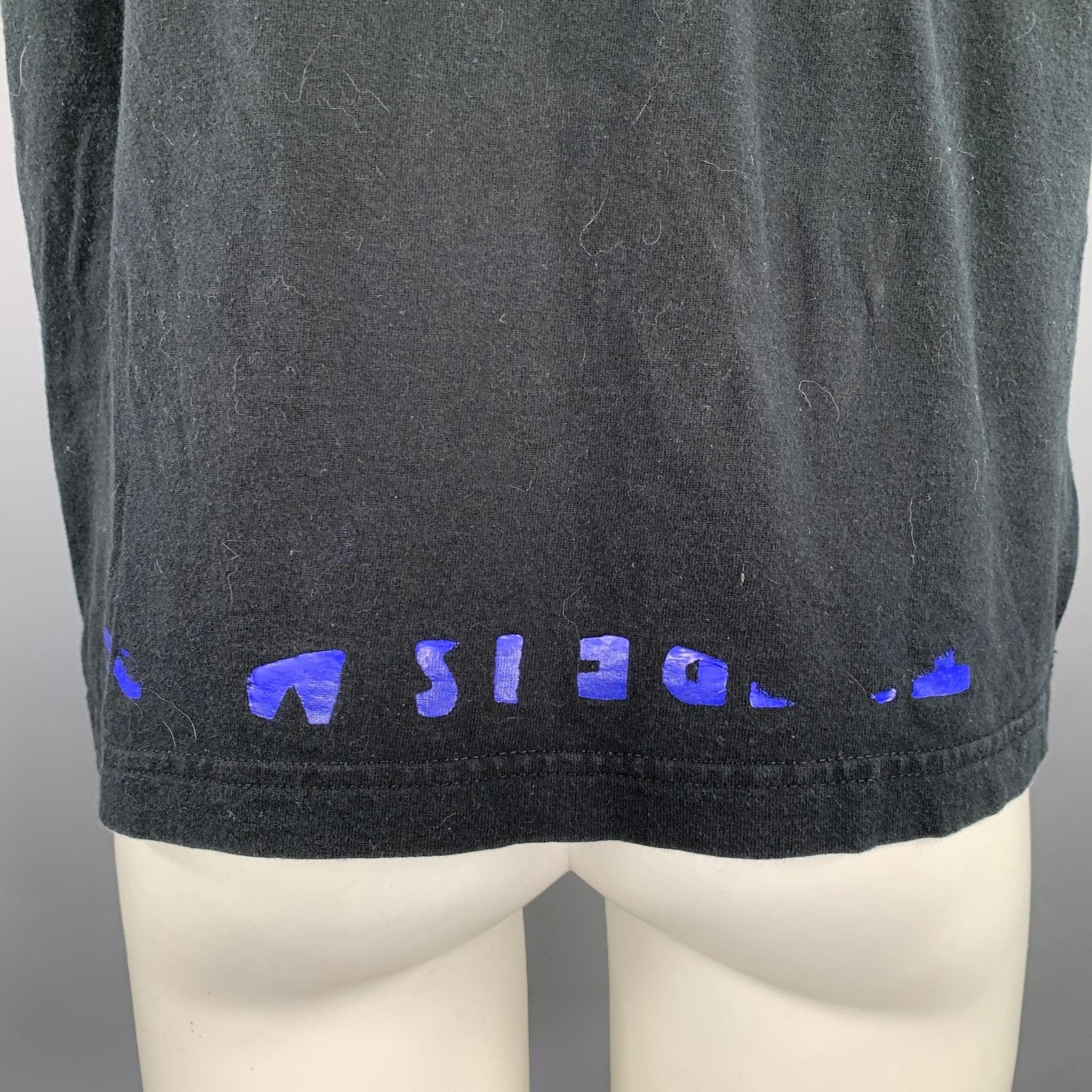 Maison Margiela MARTIN MARGIELA Size L Black Blue Logo Cotton V-Neck T-shirt Size US L / EU 52-54 / 3 - 6 Thumbnail