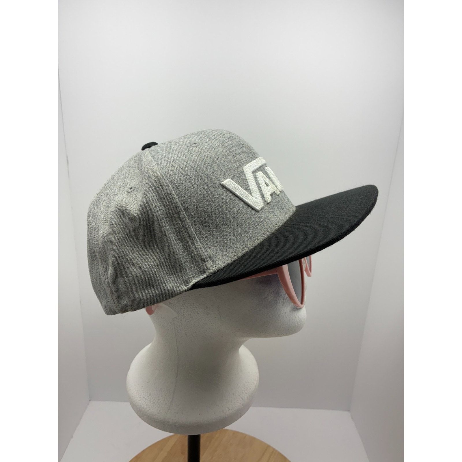 Vans Vans “Off the Wall” Snapback Hat Gray Black Wool Blend Size ONE SIZE - 8 Thumbnail
