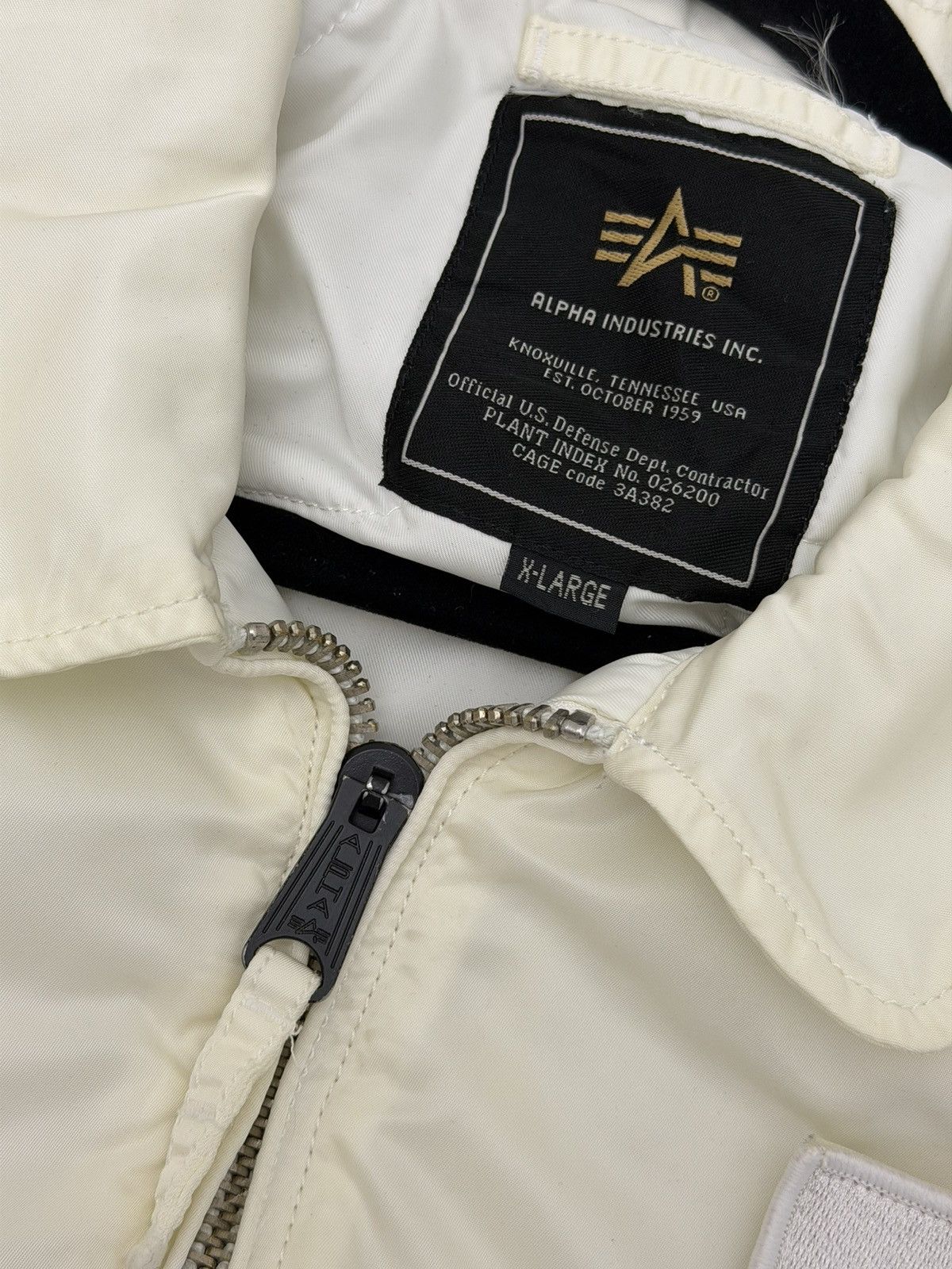 Alpha Industries Vintage 90s Alpha Industries Bomber Jacket XL Nylon CWU-45 Size US XL / EU 56 / 4 - 4 Thumbnail