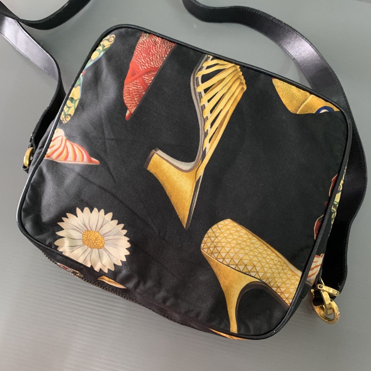 Salvatore Ferragamo Salvatore Ferragamo Flora Shoulder Bag Size ONE SIZE - 9 Thumbnail
