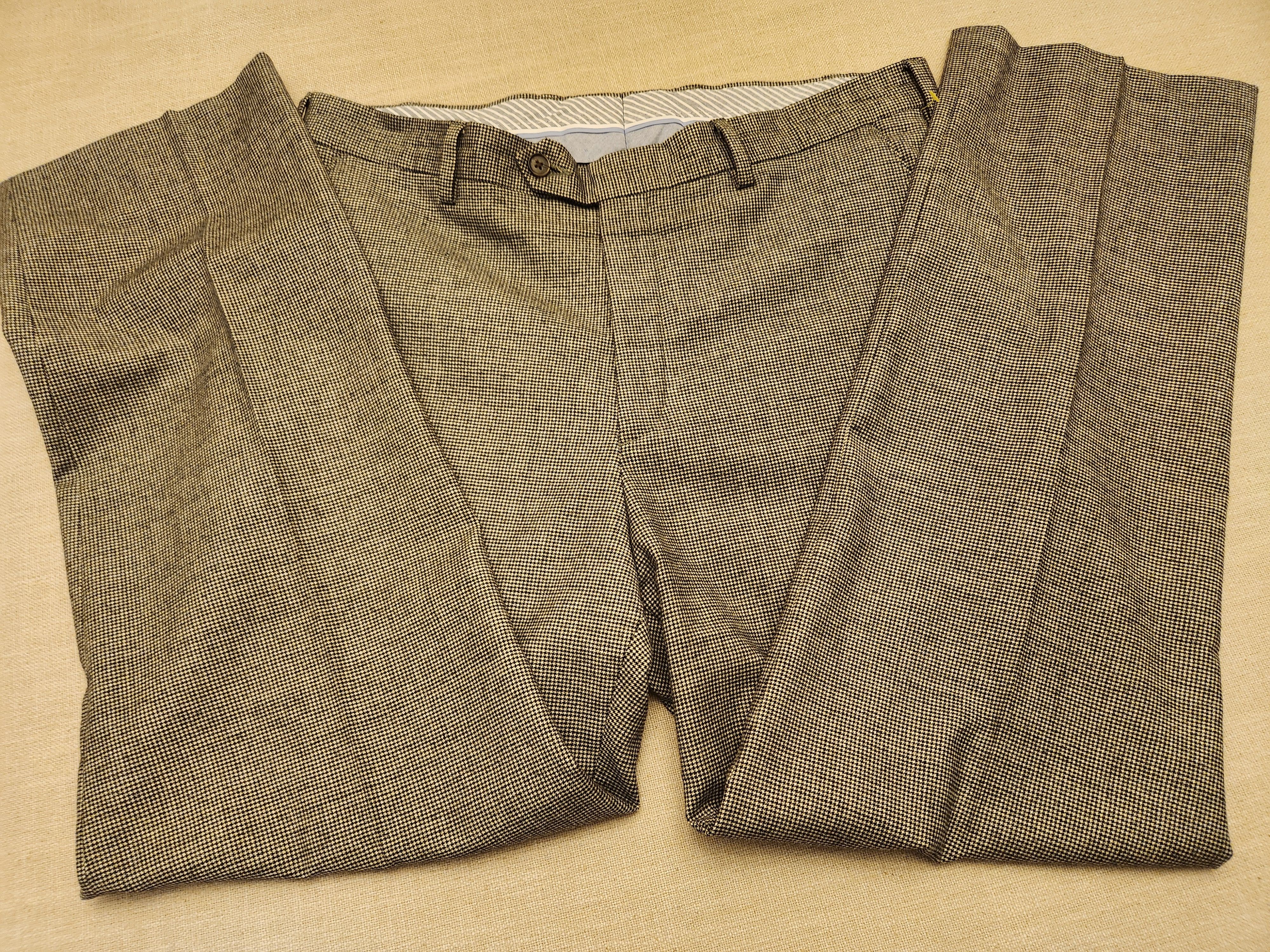 Berle 100% Wool Black and Gray Houndstooth Flat Front Pants Size US 36 / EU 52 - 2 Thumbnail