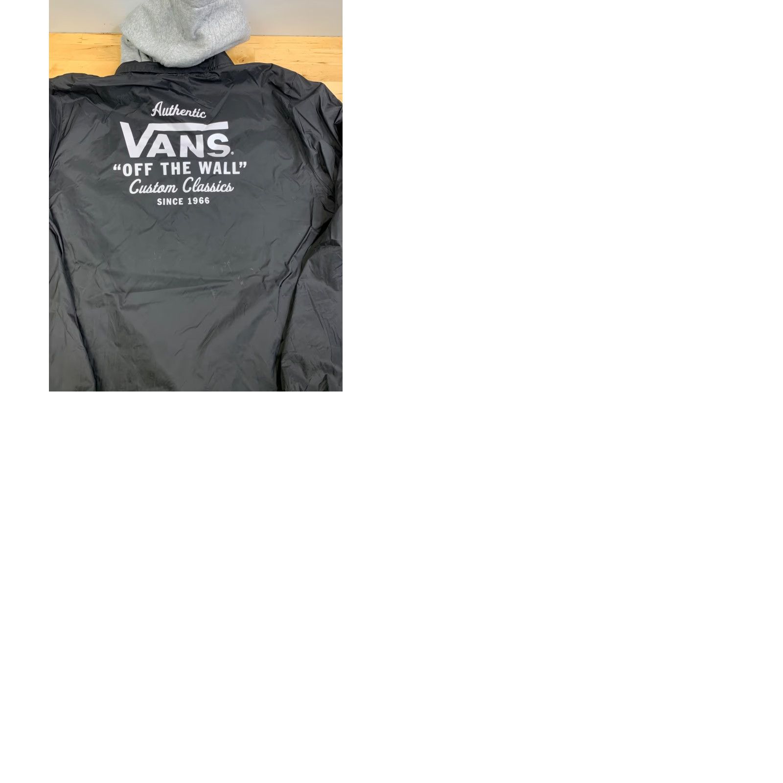 Vans VANS Hooded Windbreaker Jacket Mens XL Black Button Windbreaker Jacket Logo Button Casual Pockets 12731 Size US XL / EU 56 / 4 - 9 Thumbnail
