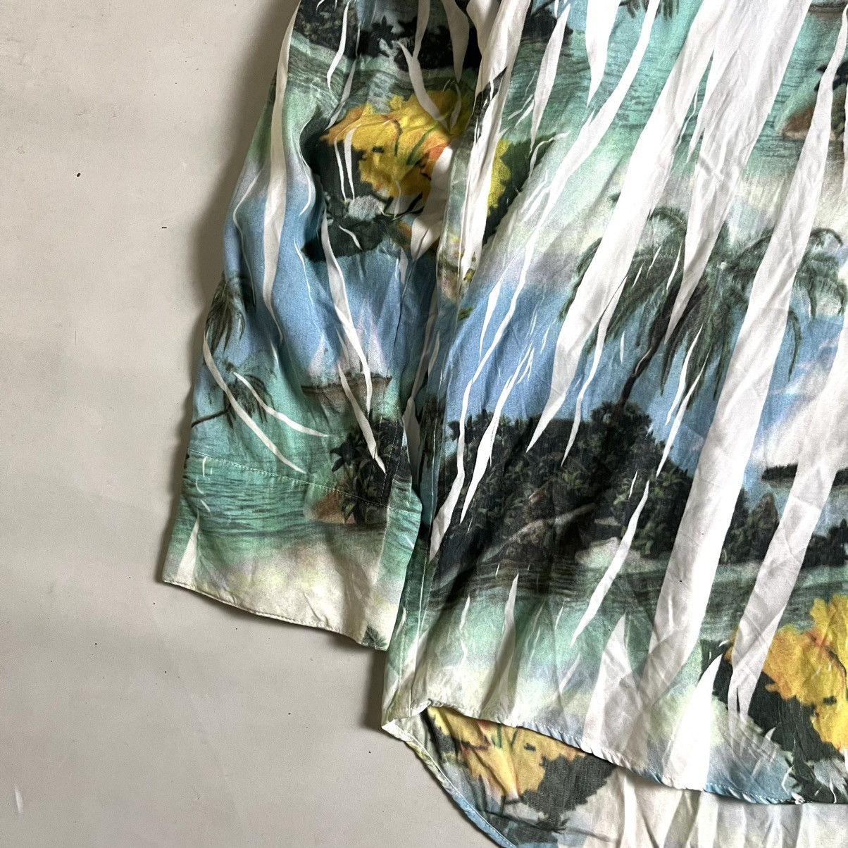 Doublet Double Aloha Shirt in The Hanger Mold Size US L / EU 52-54 / 3 - 6 Thumbnail