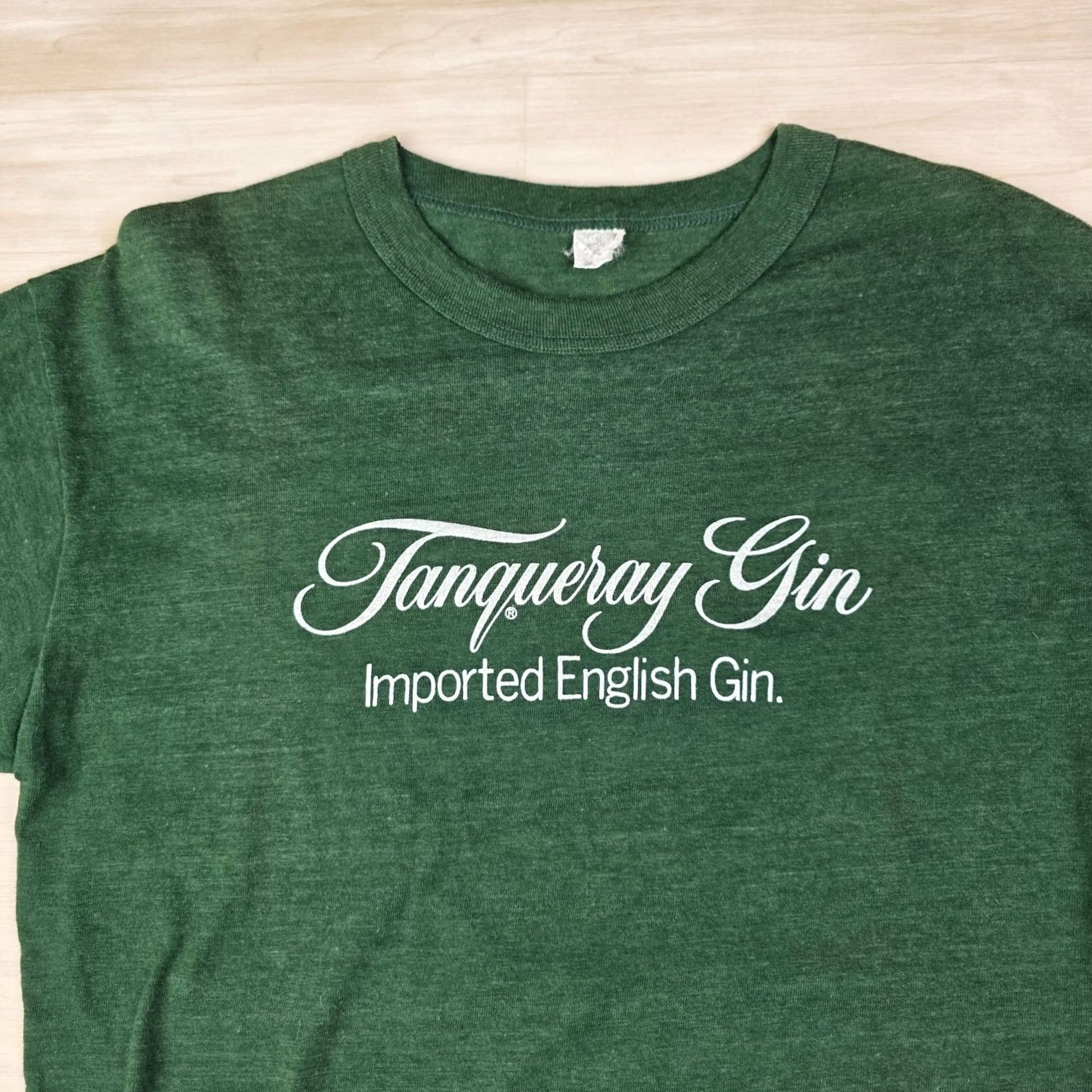 Fruit Of The Loom Vintage 80s Tanqueray Gin Single Stitch Shirt March of Dimes Stich Medium Size US M / EU 48-50 / 2 - 3 Thumbnail