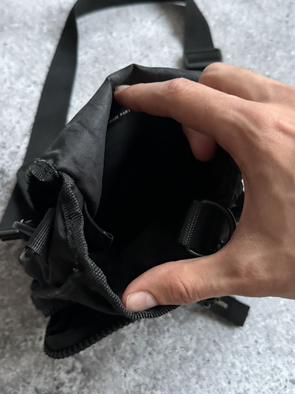 Diesel × Vintage Vintage Diesel nylon Y2K crossbody bag messenger Size ONE SIZE - 11 Thumbnail
