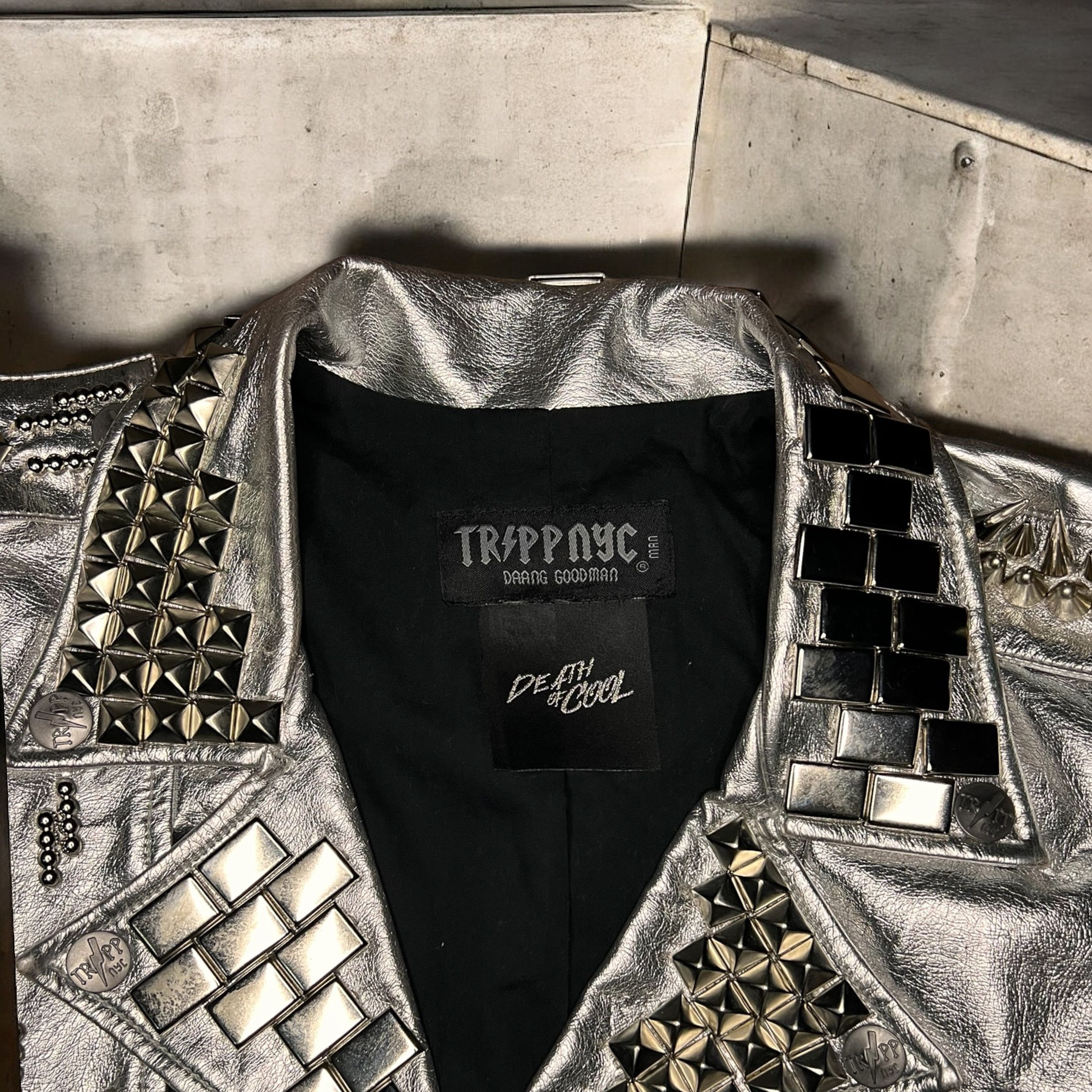 Tripp NYC MON•O•CHROME-ADDICT Size US L / EU 52-54 / 3 - 2 Thumbnail