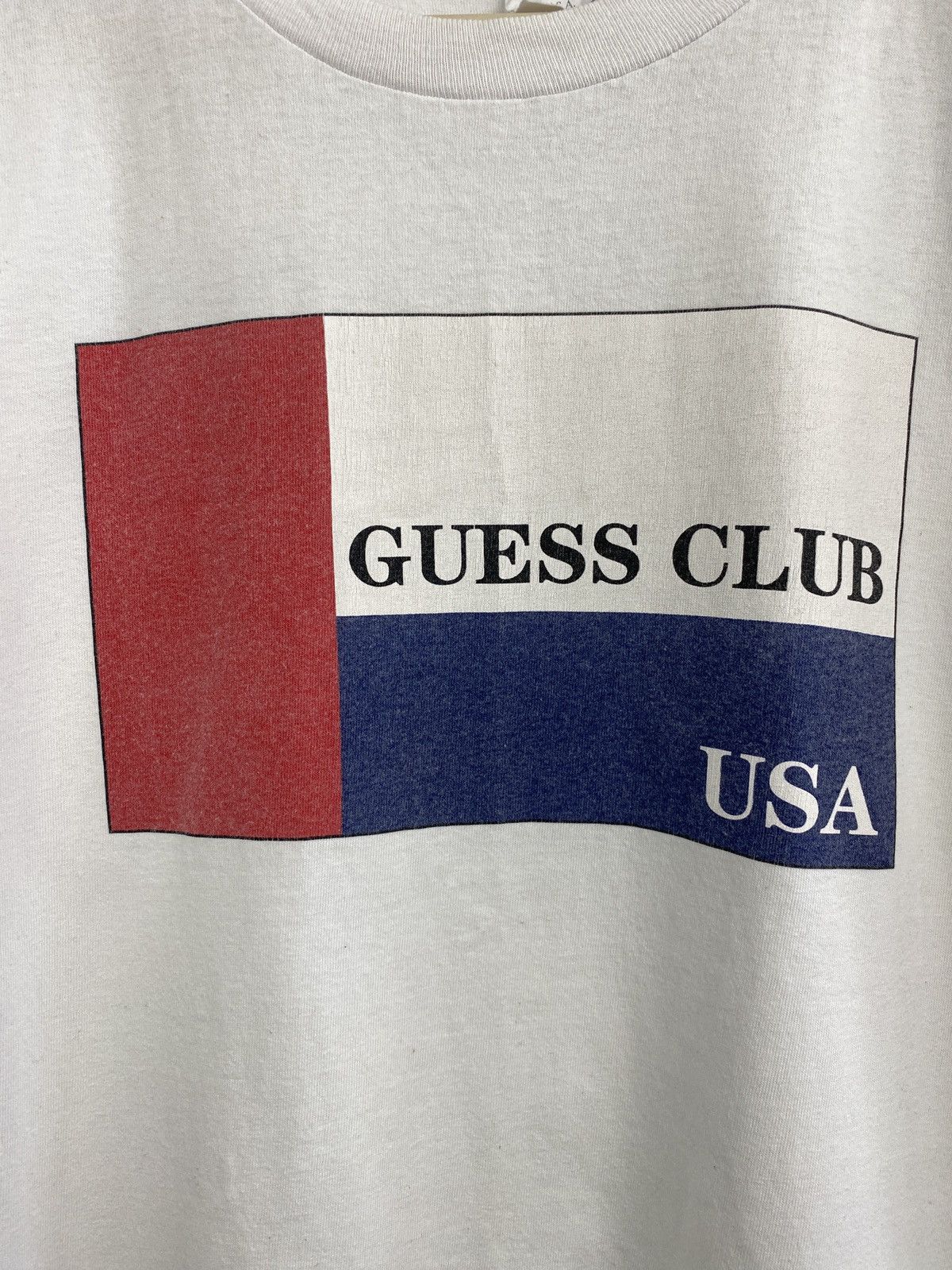 Guess 🇺🇸 Vintage 90s Guess Club USA rare retro t-shirt Y2K hype Size US XL / EU 56 / 4 - 4 Thumbnail