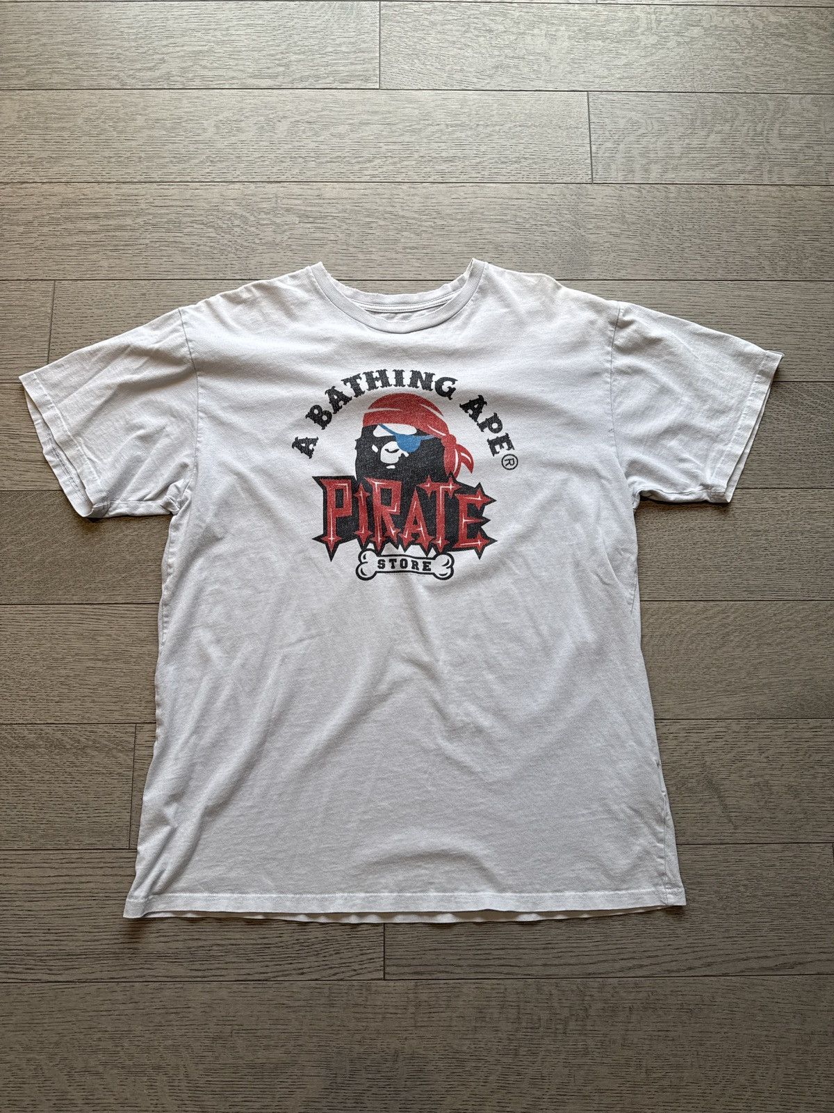 Bape Pirate Store tee Size US L / EU 52-54 / 3 - 1 Thumbnail