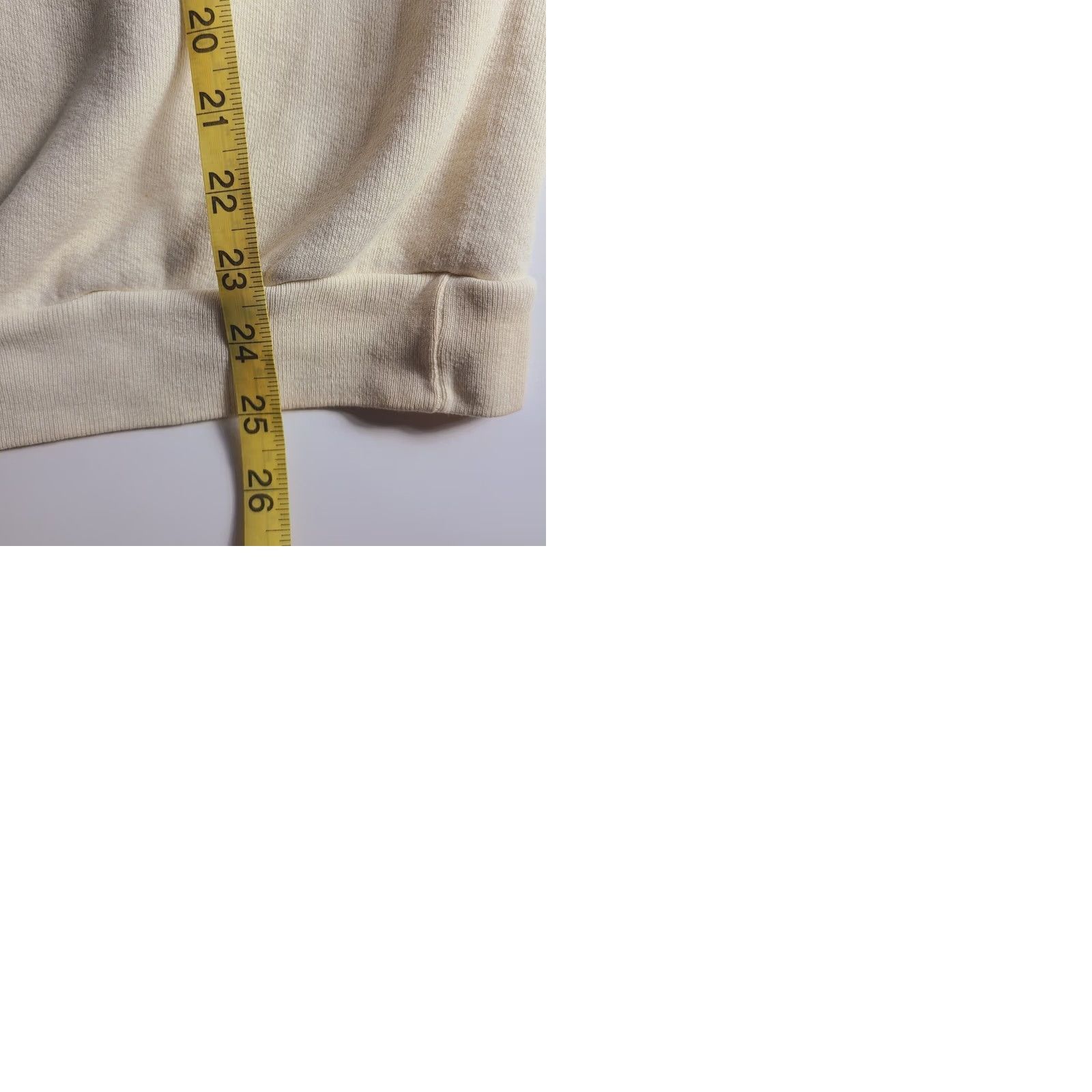 Vintage VINTAGE Bairds Tavern Sweatshirt Scotland 1990 Knight Ales Men’s Large Distressed Crew Neck Long Sleeve Pullover Sweatshirt Men Ivory L Size US L / EU 52-54 / 3 - 9 Thumbnail