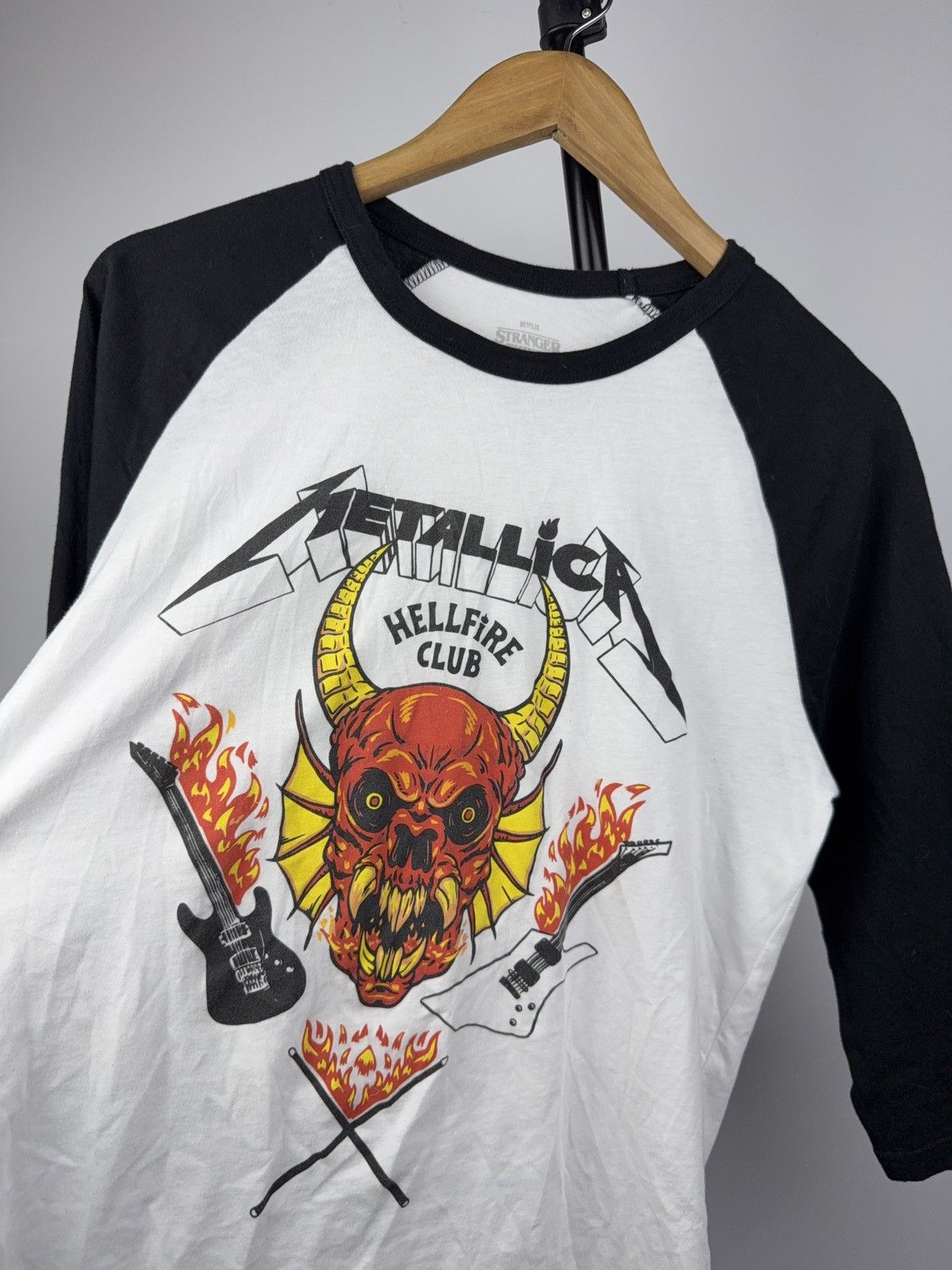 Metallica 2022 Stranger Things x Metallica Hellfire Club Raglan Tee Size US S / EU 44-46 / 1 - 3 Thumbnail
