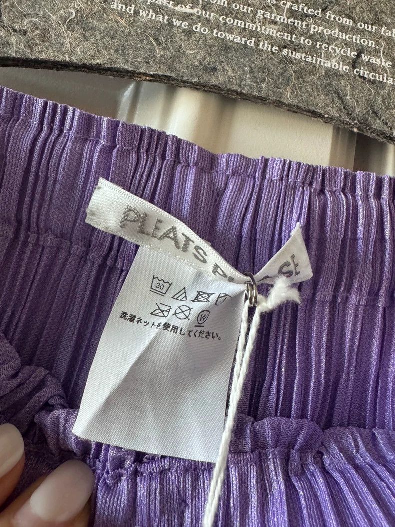 Issey Miyake Issey Miyake size:2 Purple pleated trousers Size 31" - 2 Thumbnail
