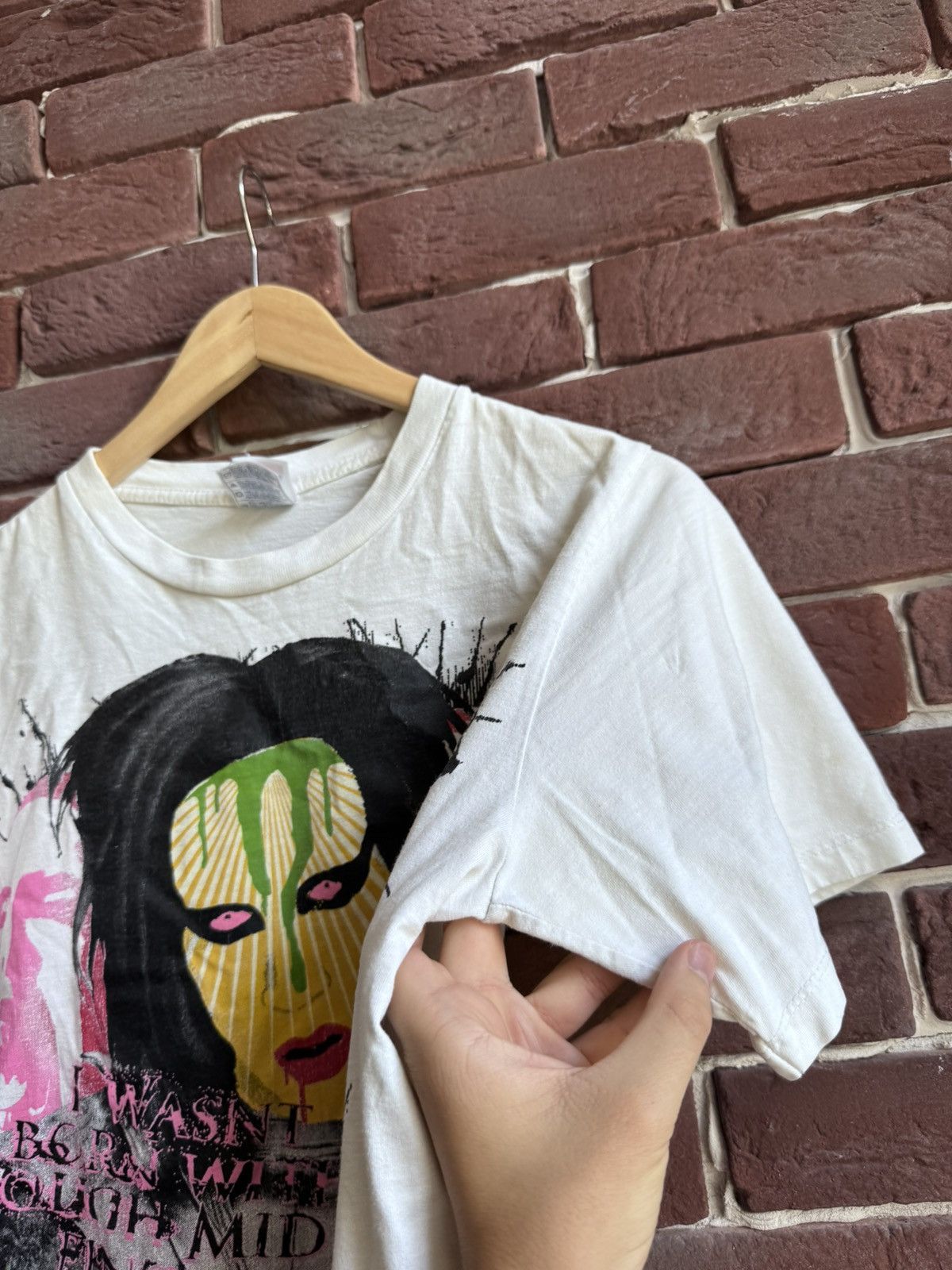 Band Tees Rare Vintage 00s Marilyn Manson Tour Metal Band Tee White M Size US M / EU 48-50 / 2 - 9 Thumbnail