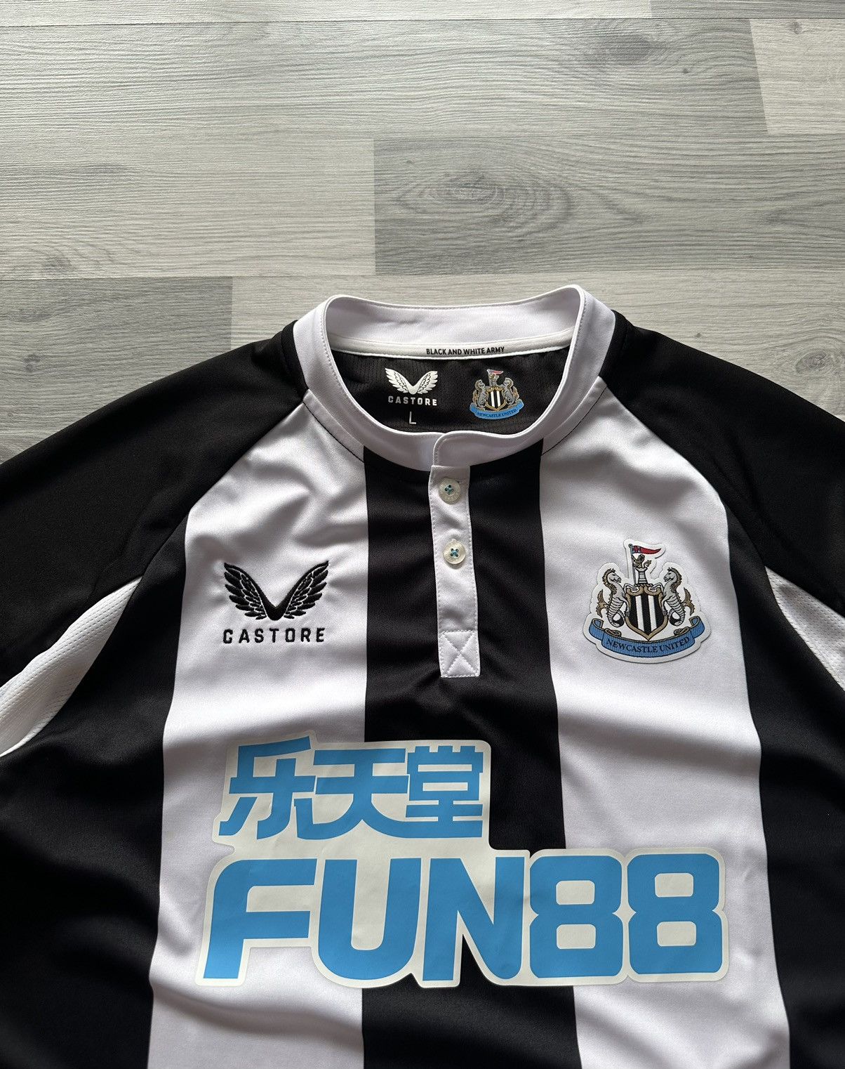 Castore Jersey Castore FC Newcastle United Size US L / EU 52-54 / 3 - 3 Thumbnail