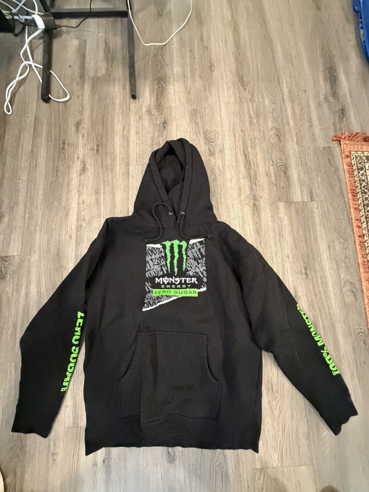 Other Monster Energy Hoodie (L) Size US L / EU 52-54 / 3 - 1 Preview