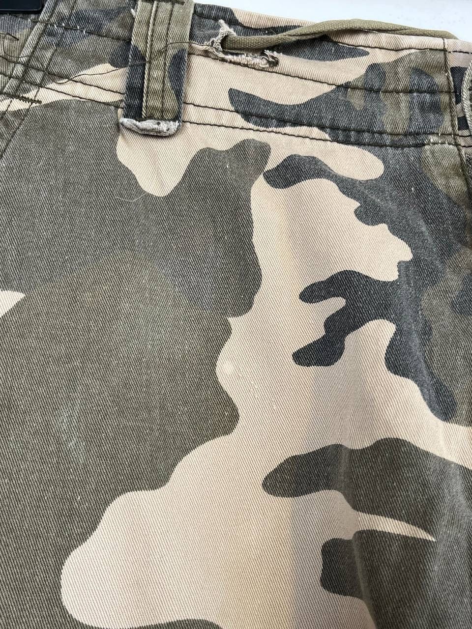 Other Vintage Military Cargo Camo Army Shorts Size US 32 / EU 48 - 3 Thumbnail