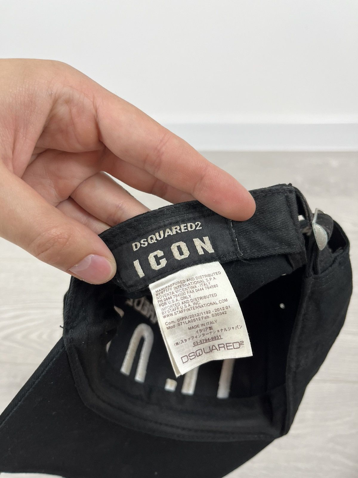 Dsquared2 Dsquared 2 ICON Black Logo Distressed Cap Hat Size ONE SIZE - 5 Thumbnail