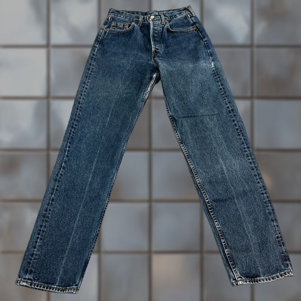 Levi's VINTAGE Levi's Mens Jeans Regular Straight 28 32 Blue 90s UK Made Button Fly Jeans Mens Regular 28x32 Blue 90s Levi's Size US 28 / EU 44 - 1 Thumbnail
