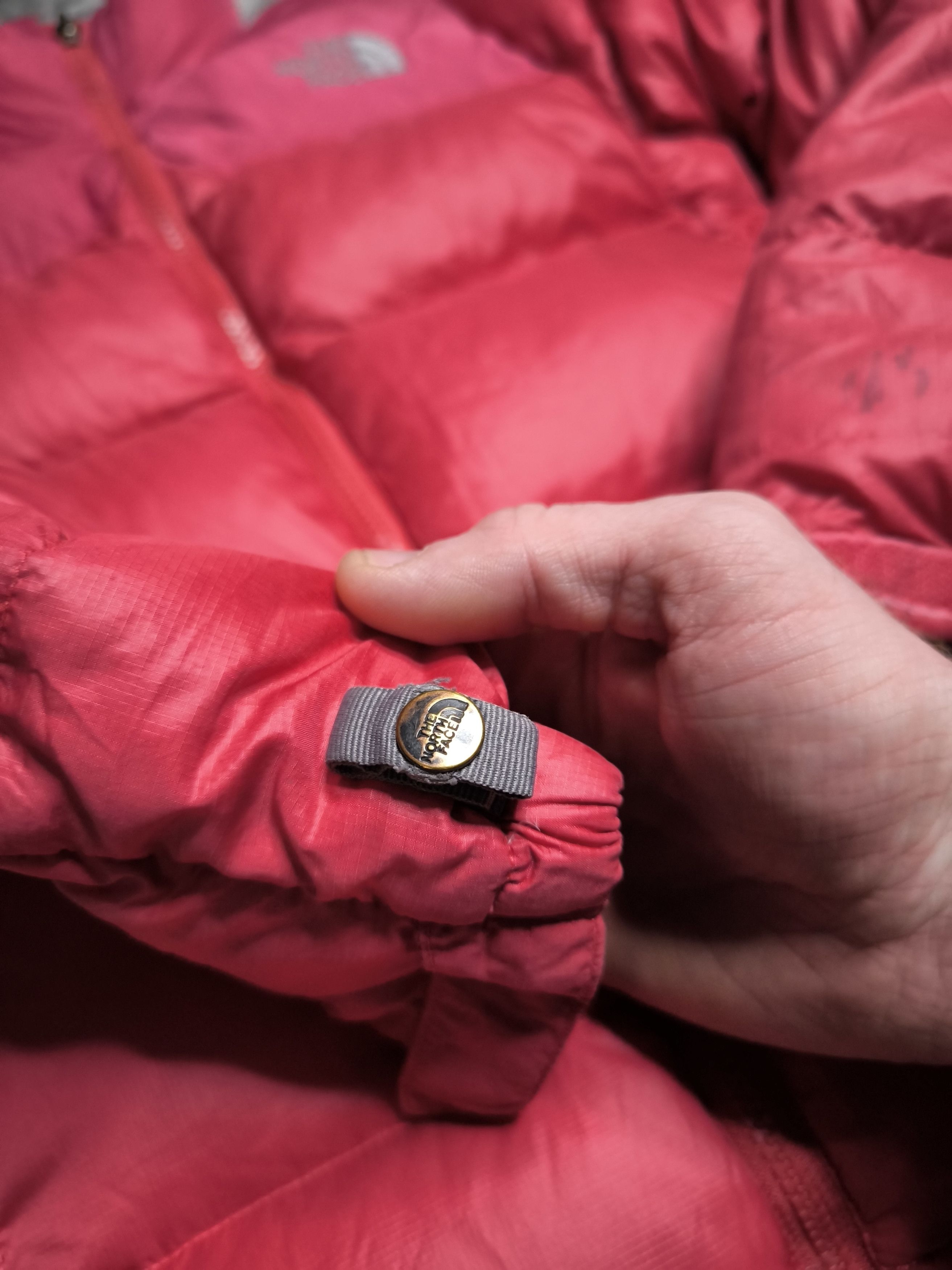 The North Face Women's (S) The North Face Retro Nuptse 700 Down Jacket Size S / US 4 / IT 40 - 6 Thumbnail
