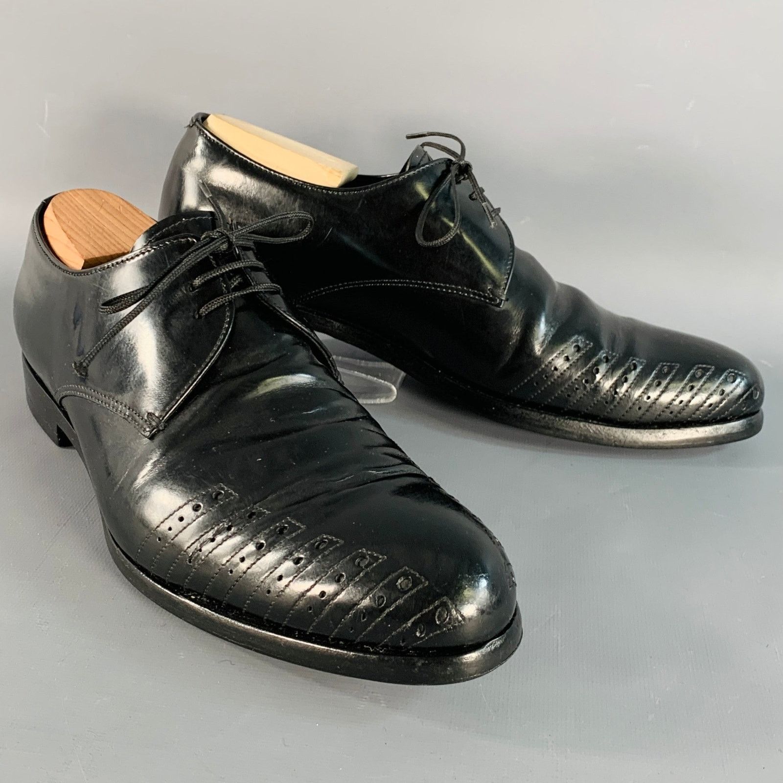 PRADA Size 12 White Burgundy Perforated Leather Lace-Up Shoes White/burgundy Downtown Leather Sneakers | PRADA main image 3